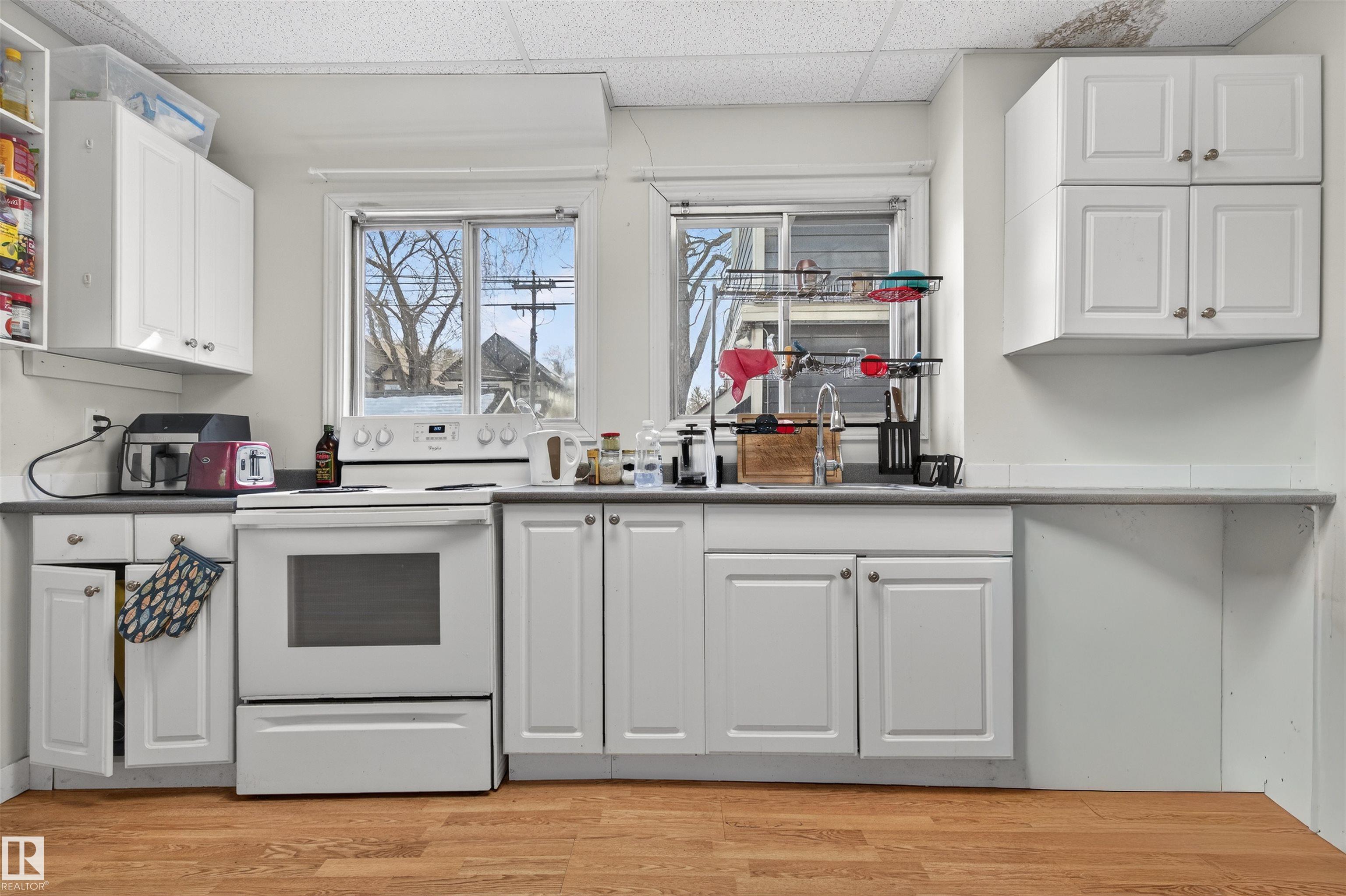 9205 99 Street NW, Strathcona, Edmonton