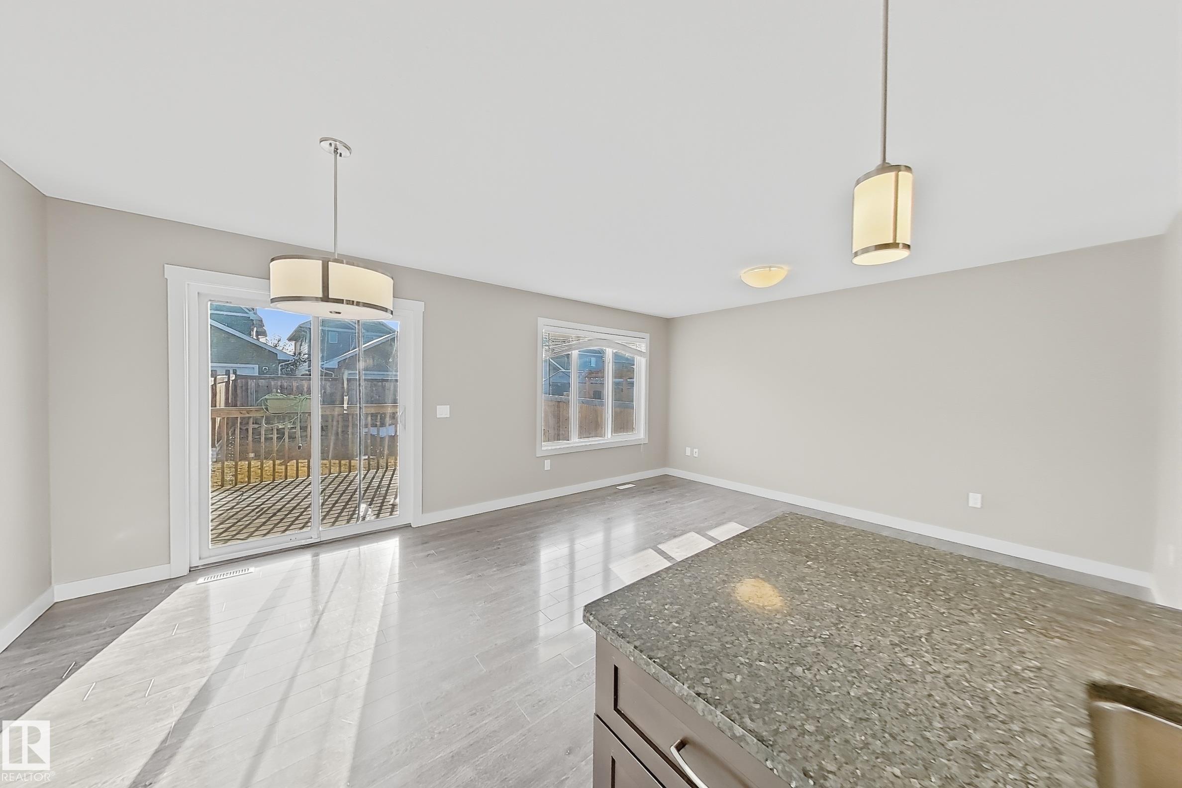 Photo 10 at 2441 Glenridding Boulevard SW, Glenridding Heights, Edmonton