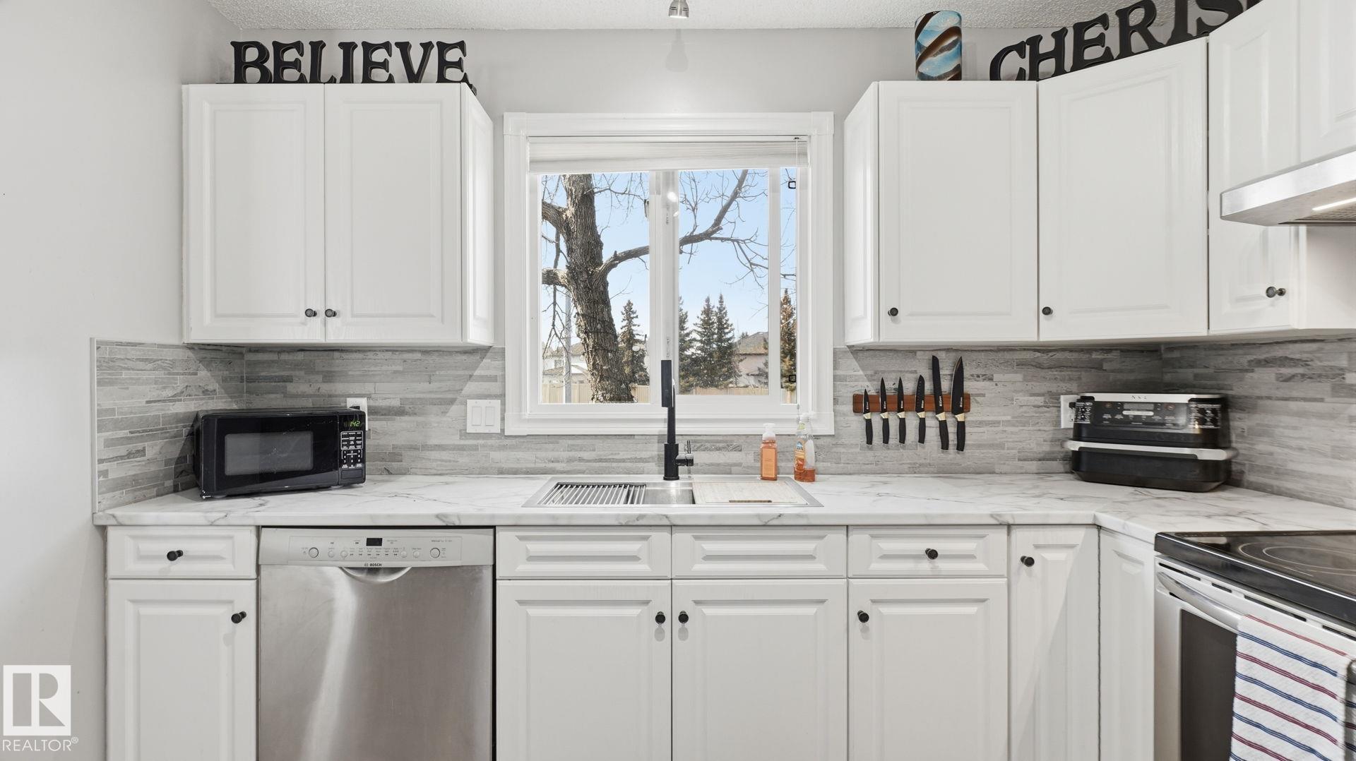 Photo 11 at 5 - 10 Ritchie Way, Regency Park, Sherwood Park