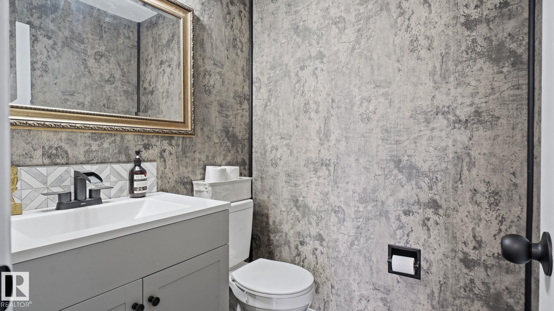 Photo 14 at 5 - 10 Ritchie Way, Regency Park, Sherwood Park