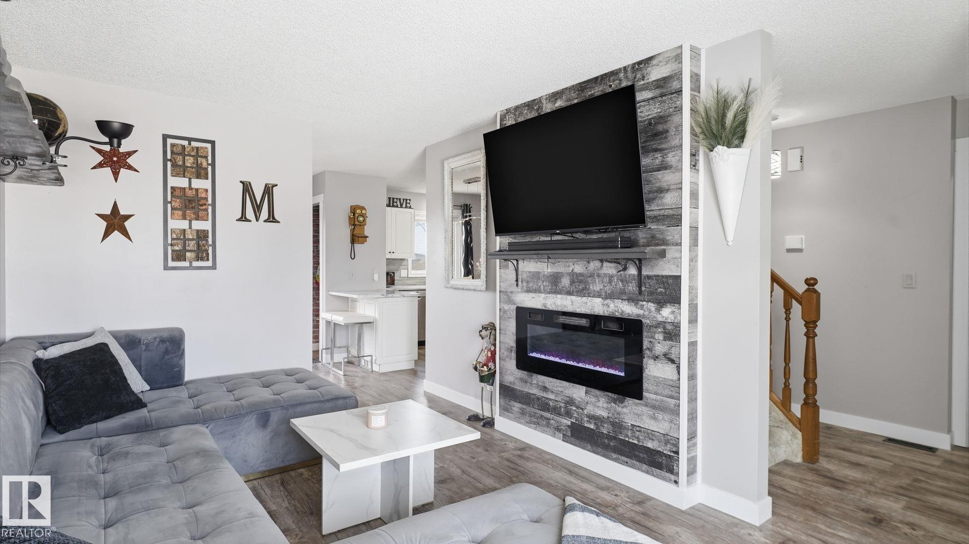 Photo 6 at 5 - 10 Ritchie Way, Regency Park, Sherwood Park