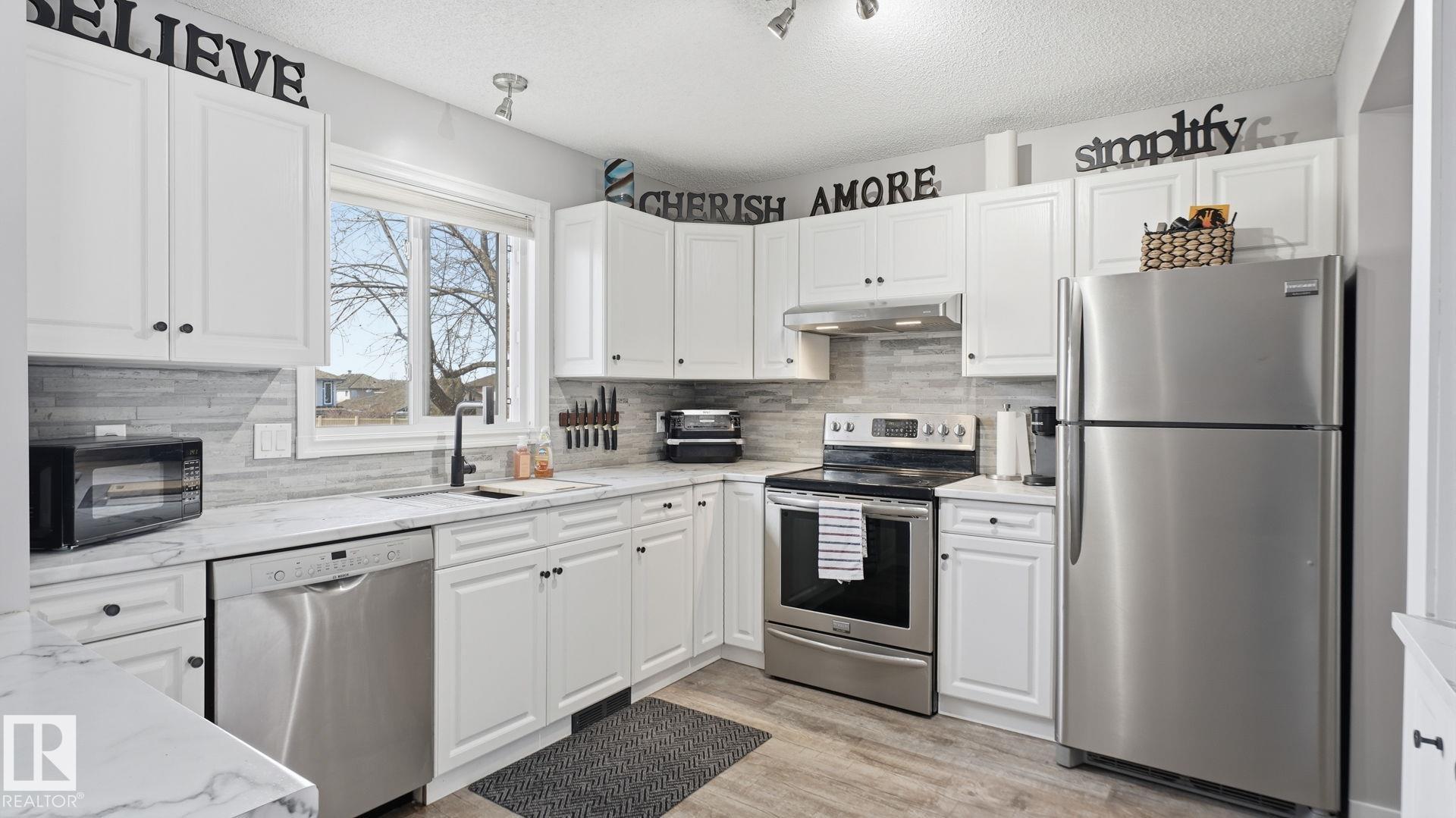 Photo 10 at 5 - 10 Ritchie Way, Regency Park, Sherwood Park