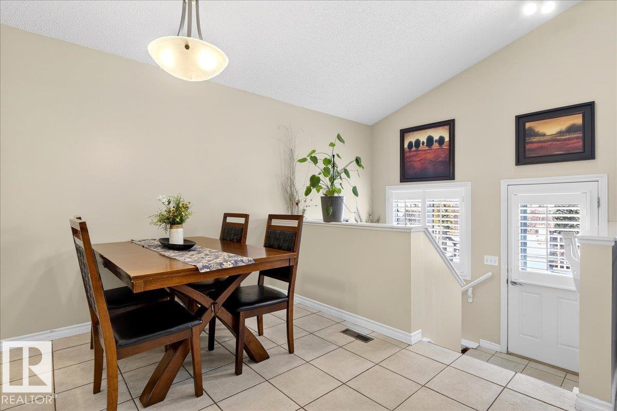 Photo 14 at 3518 18 Street NW, Wild Rose, Edmonton