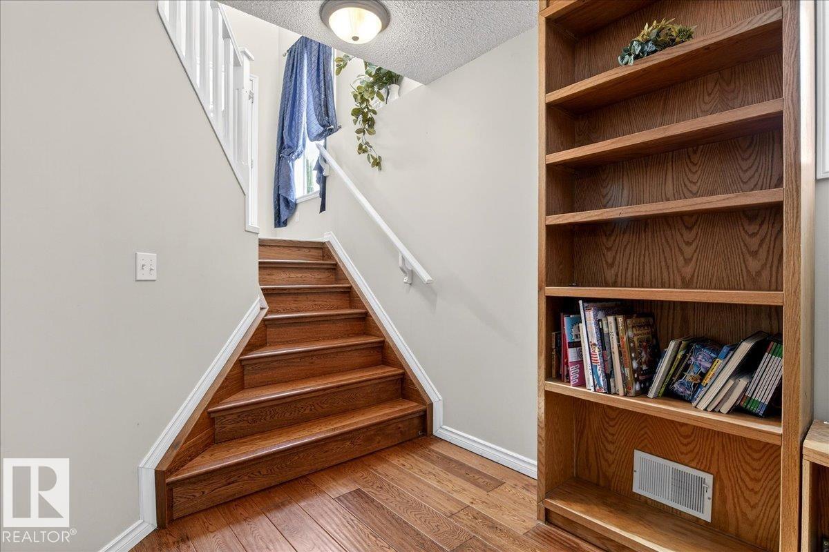 Photo 34 at 3518 18 Street NW, Wild Rose, Edmonton