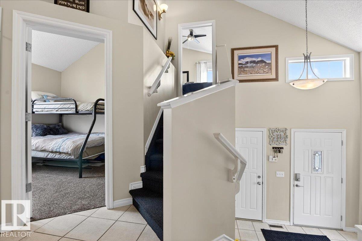 Photo 9 at 3518 18 Street NW, Wild Rose, Edmonton