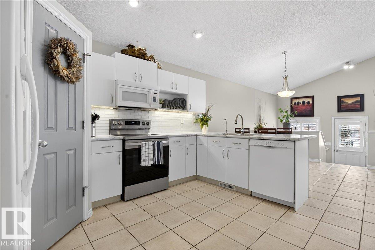 Photo 10 at 3518 18 Street NW, Wild Rose, Edmonton