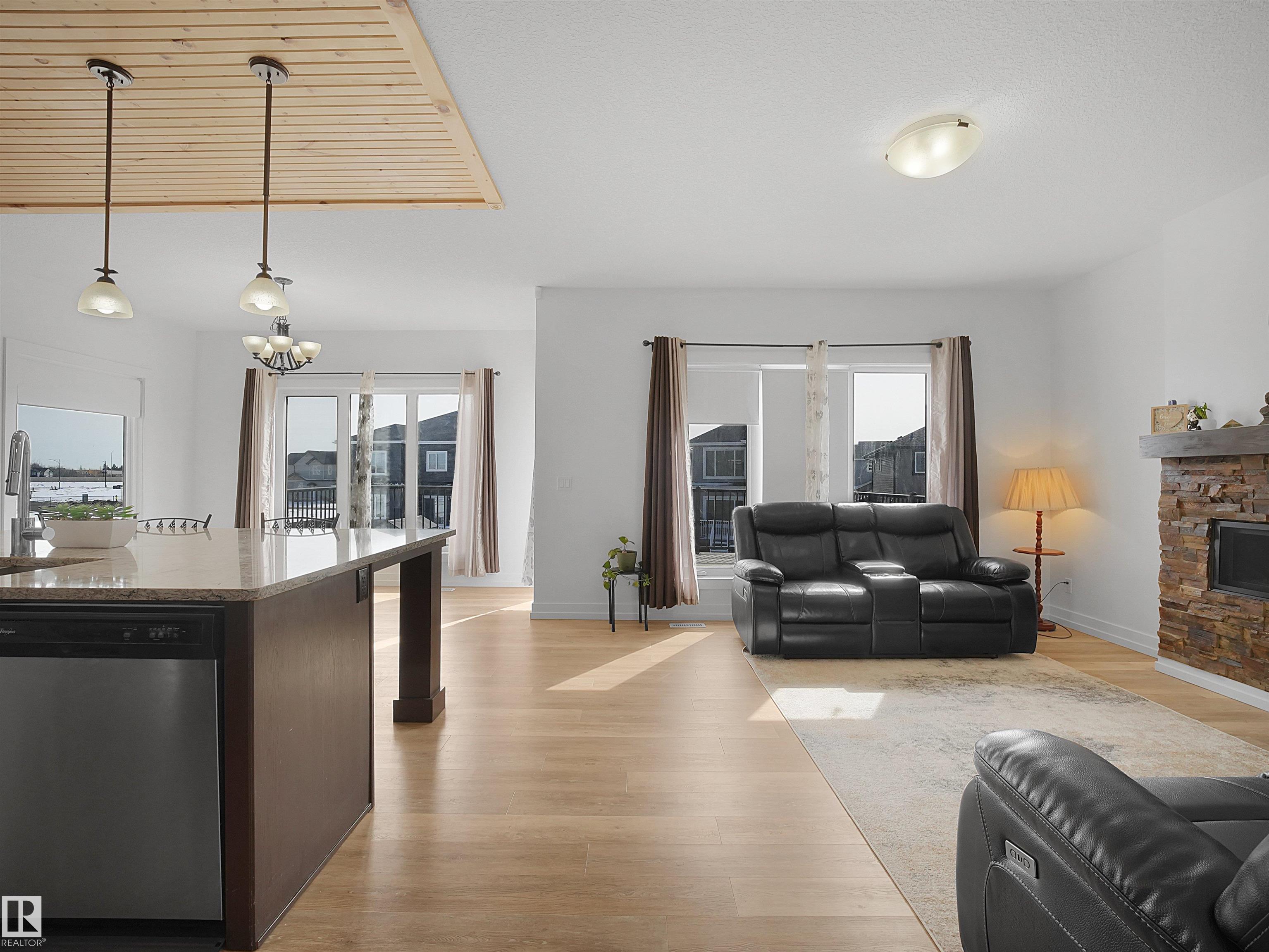 Photo 25 at 4231 Charles Close SW, Chappelle Area, Edmonton