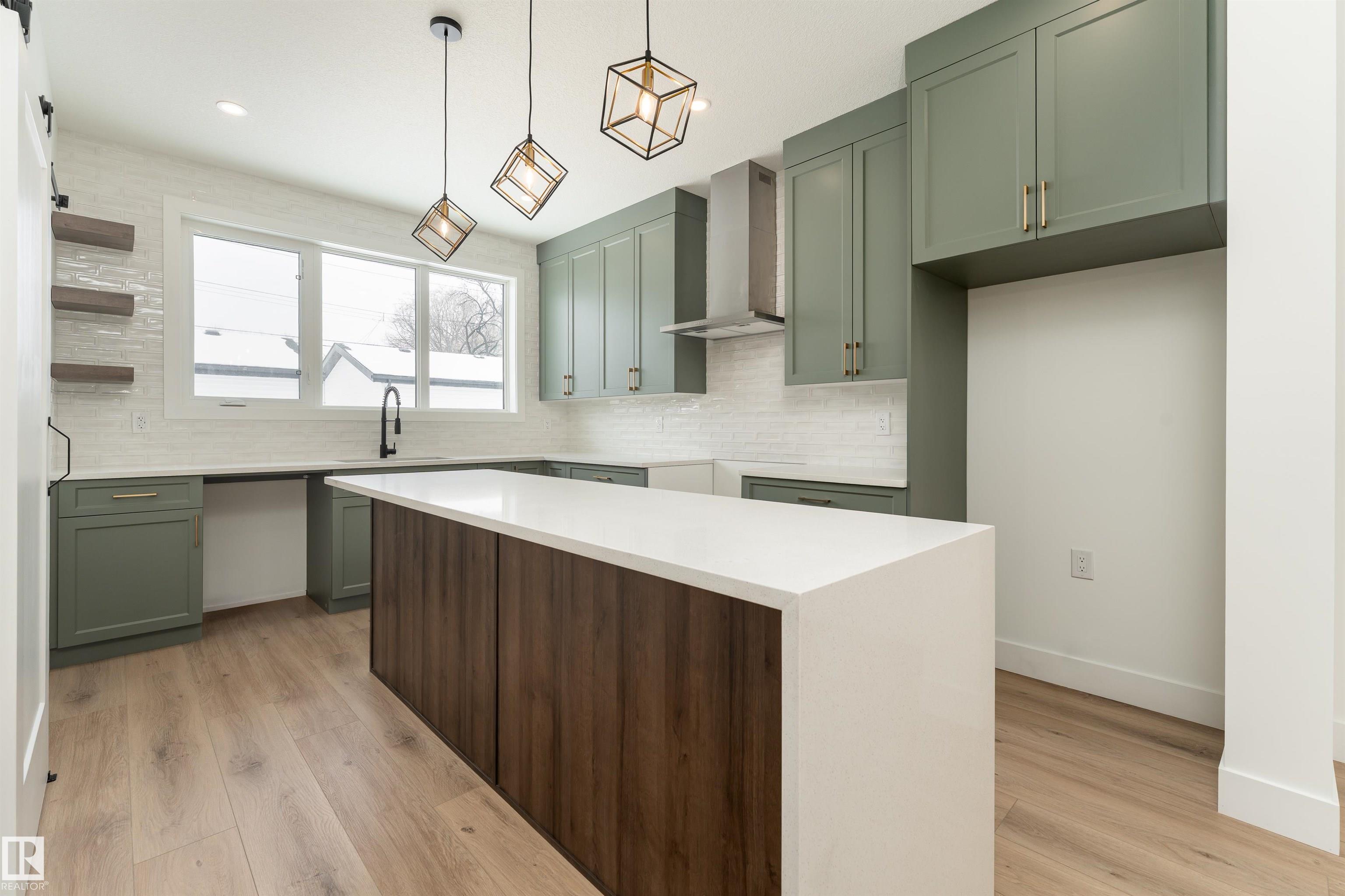 Photo 11 at 12033 124 Street NW, Prince Charles, Edmonton