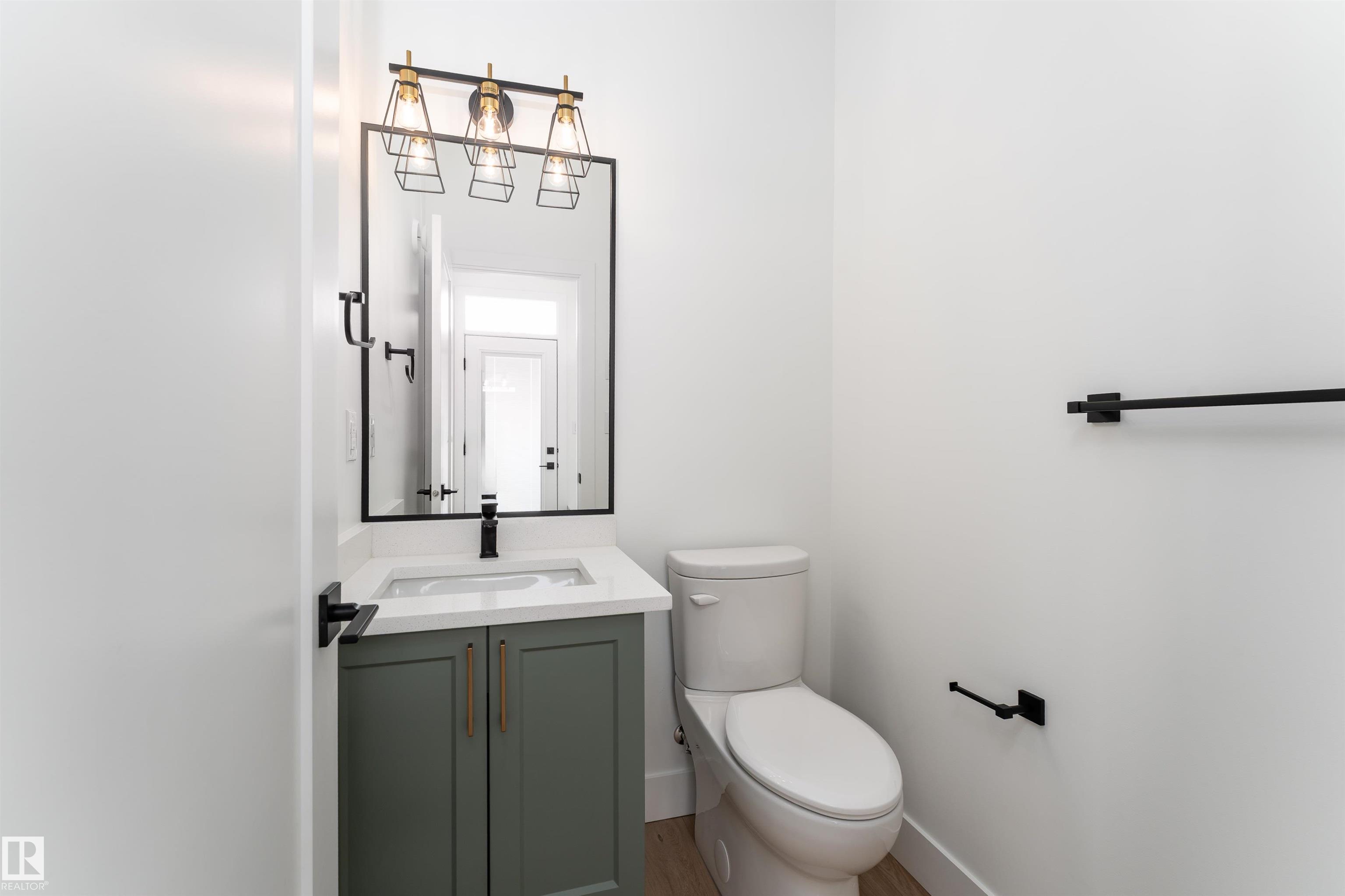 Photo 17 at 12033 124 Street NW, Prince Charles, Edmonton