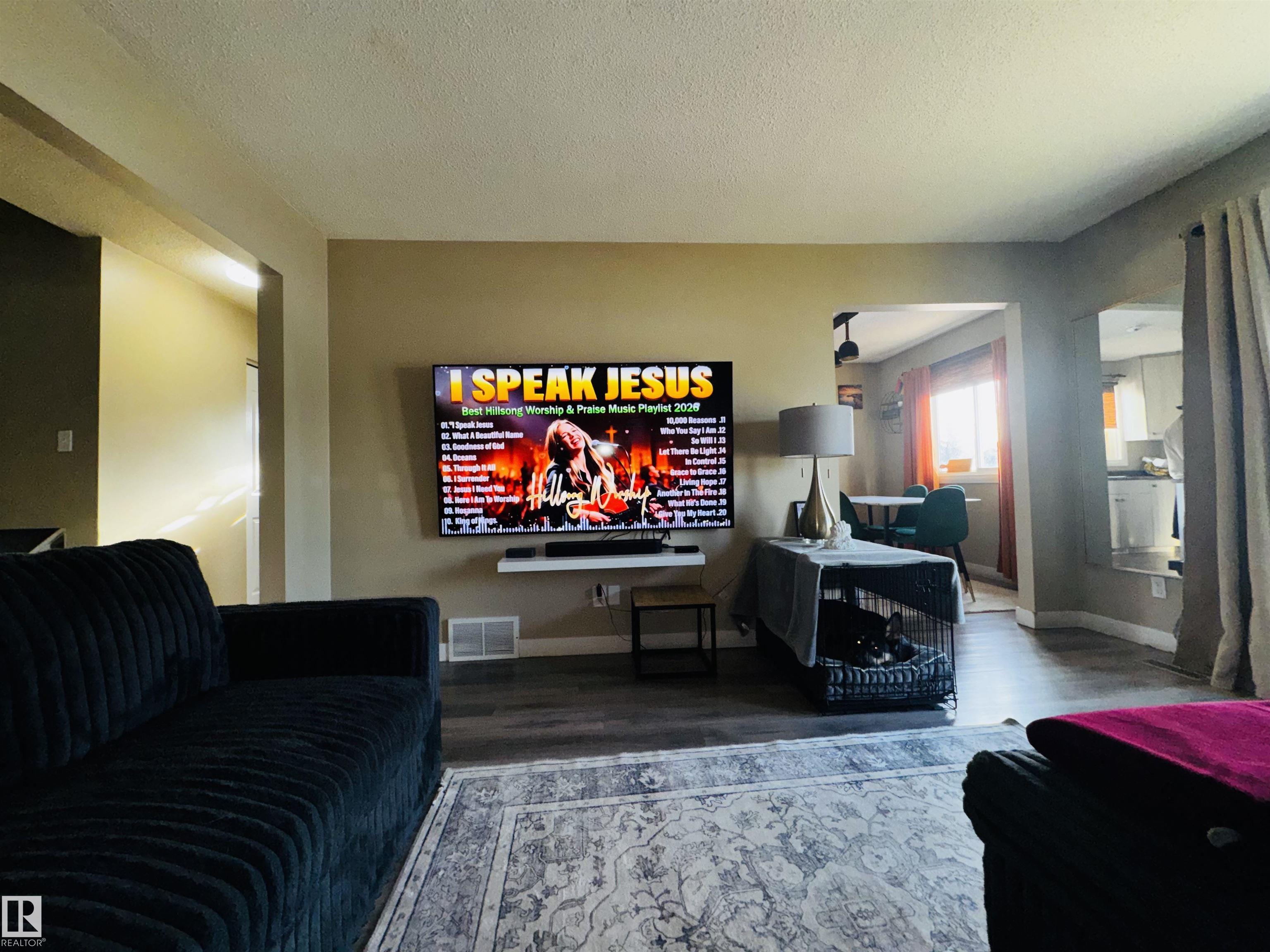 Photo 24 at 11452 152b Avenue NW, Caernarvon, Edmonton