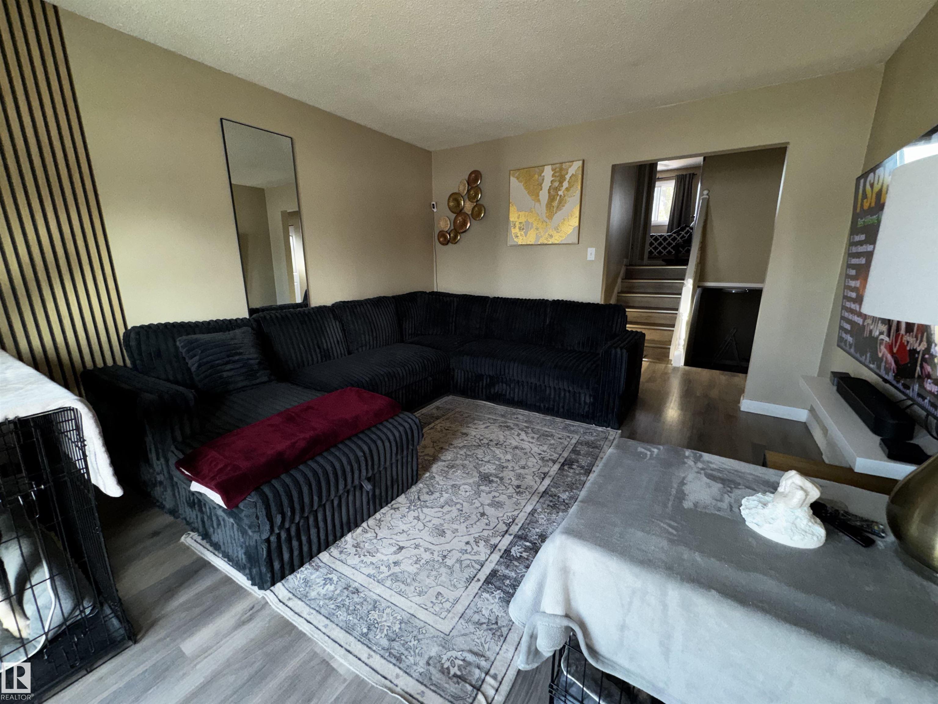 Photo 28 at 11452 152b Avenue NW, Caernarvon, Edmonton