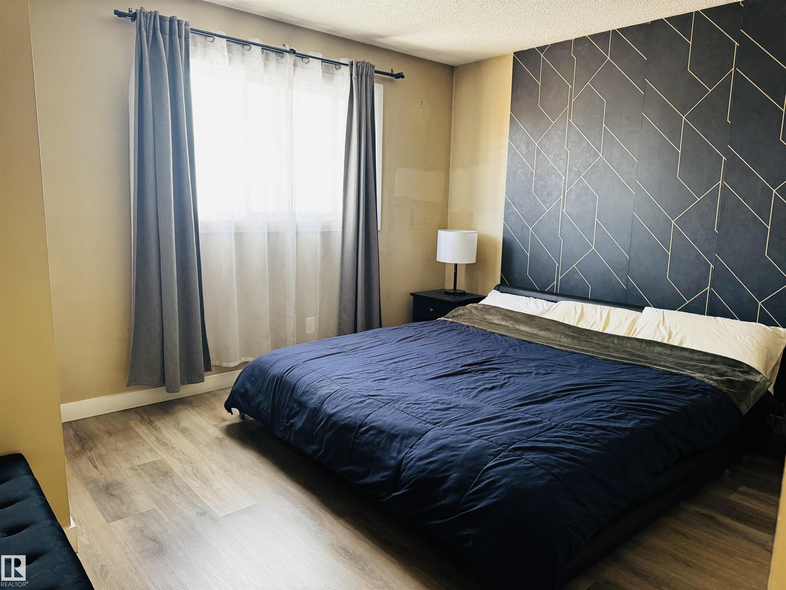 Photo 38 at 11452 152b Avenue NW, Caernarvon, Edmonton