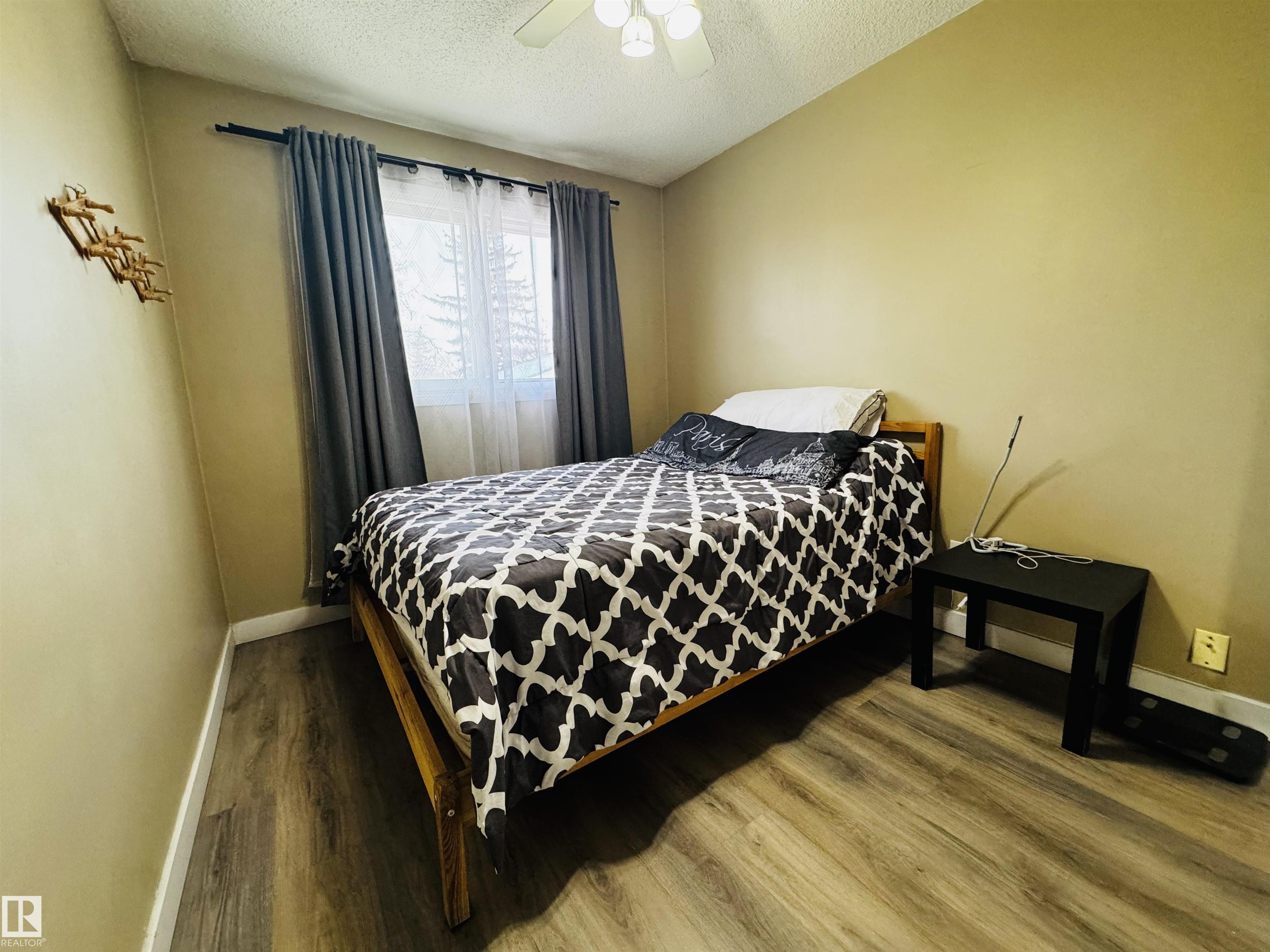 Photo 40 at 11452 152b Avenue NW, Caernarvon, Edmonton