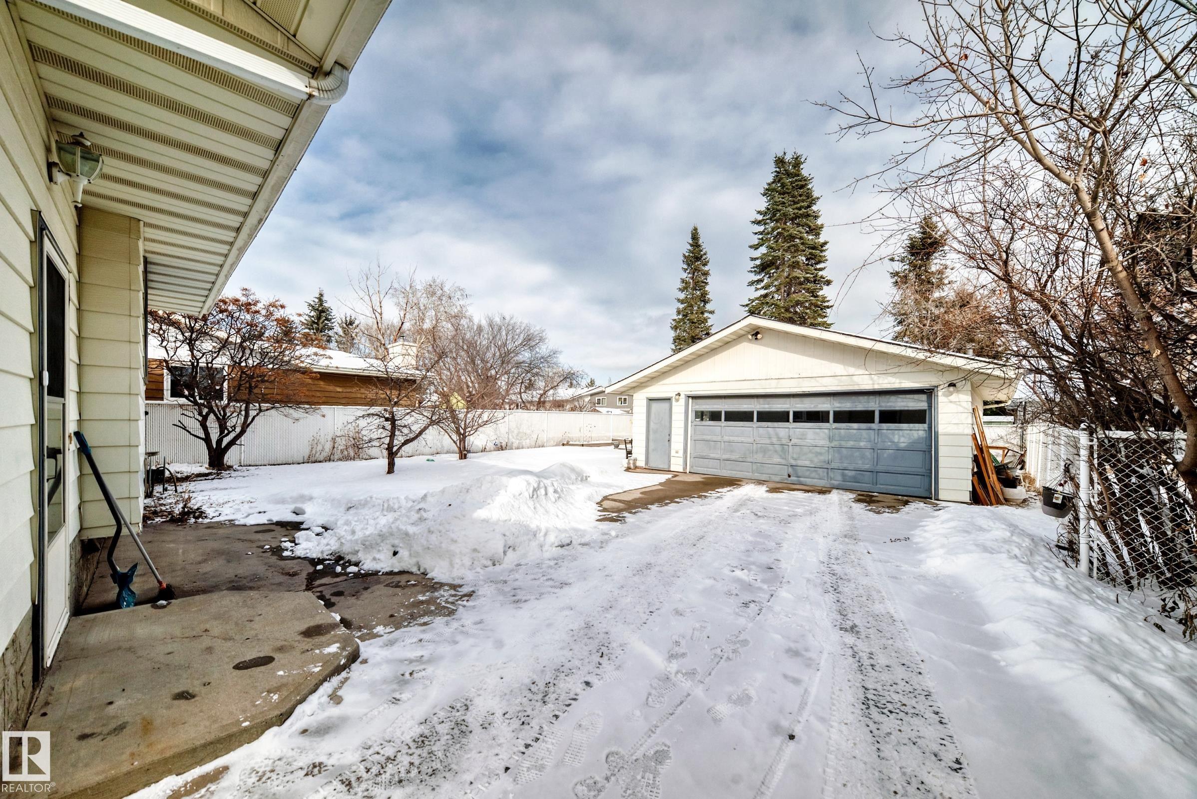 Photo 41 at 8733 181a Street NW, Belmead, Edmonton