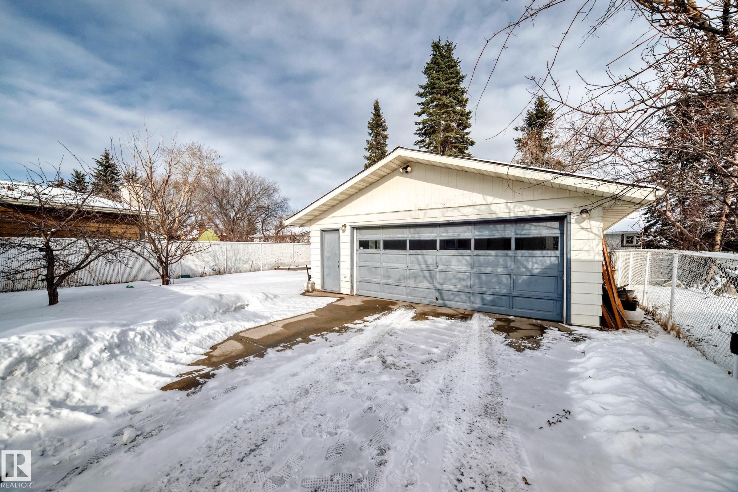 Photo 44 at 8733 181a Street NW, Belmead, Edmonton