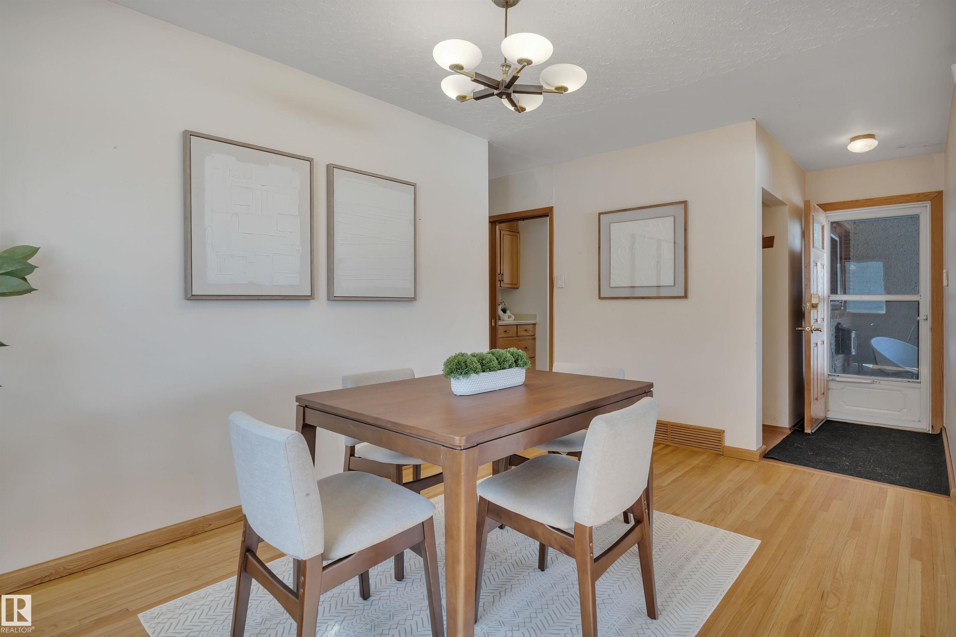 Photo 13 at 6608 84 Street NW, Argyll, Edmonton