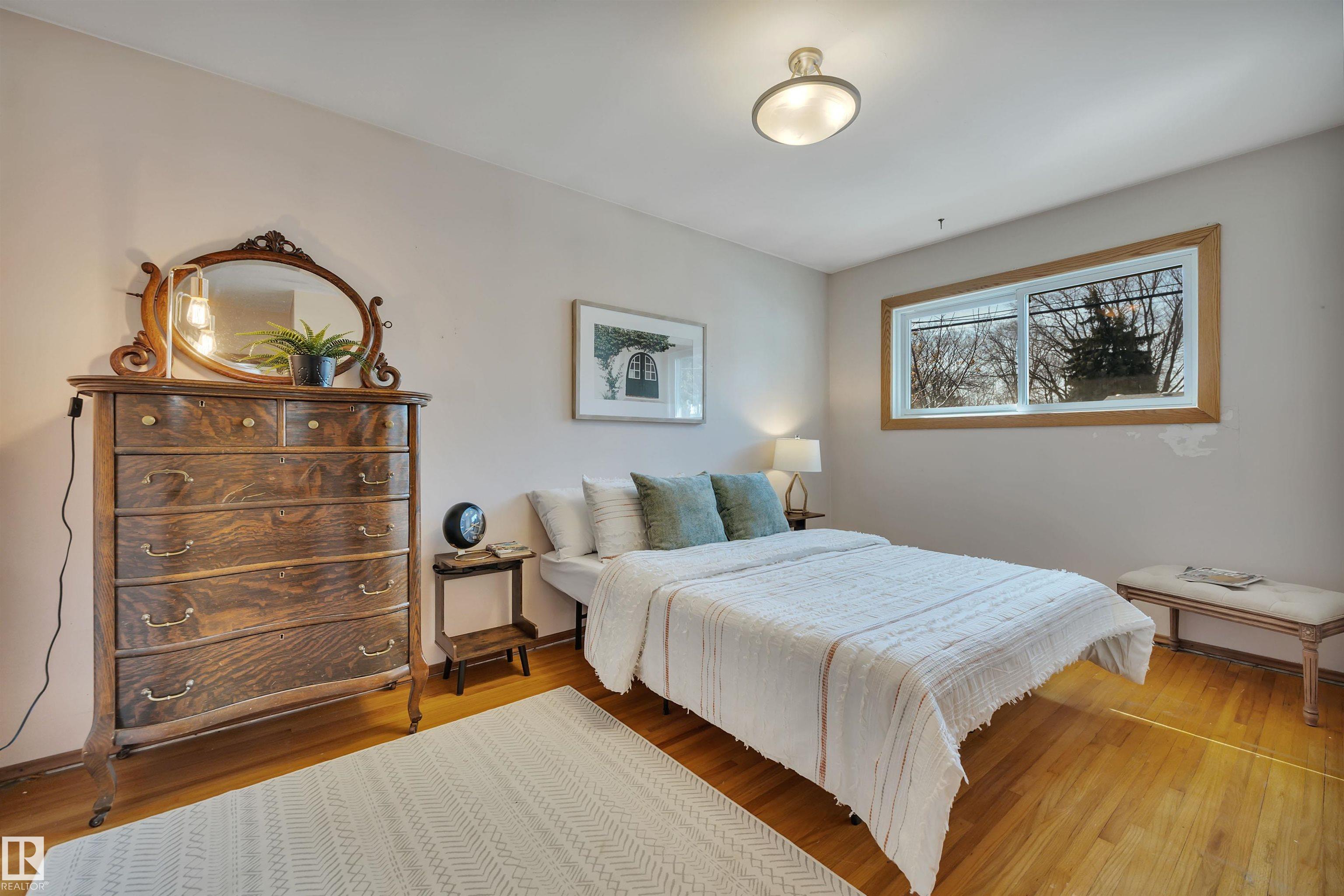 Photo 19 at 6608 84 Street NW, Argyll, Edmonton