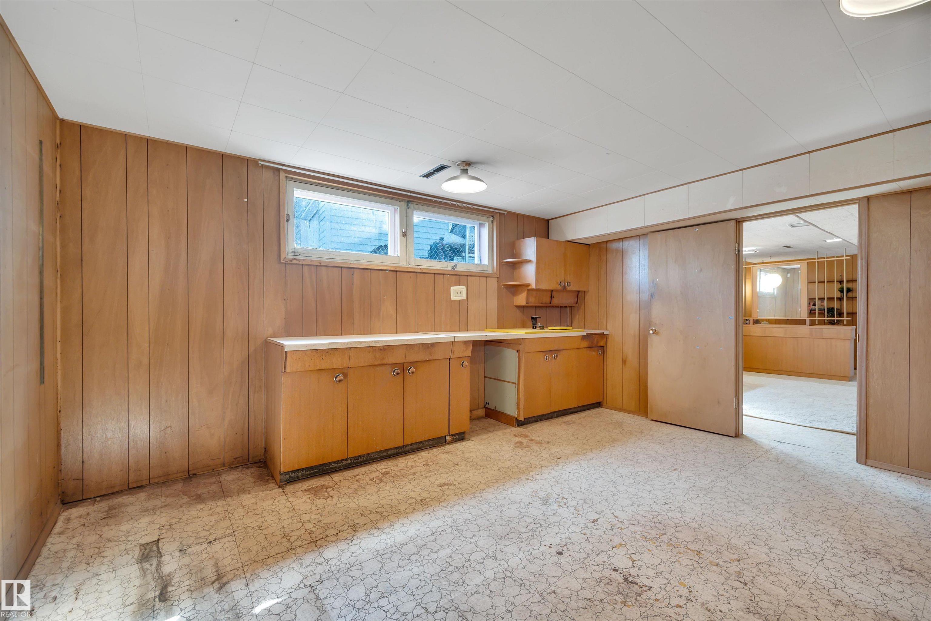 Photo 37 at 6608 84 Street NW, Argyll, Edmonton