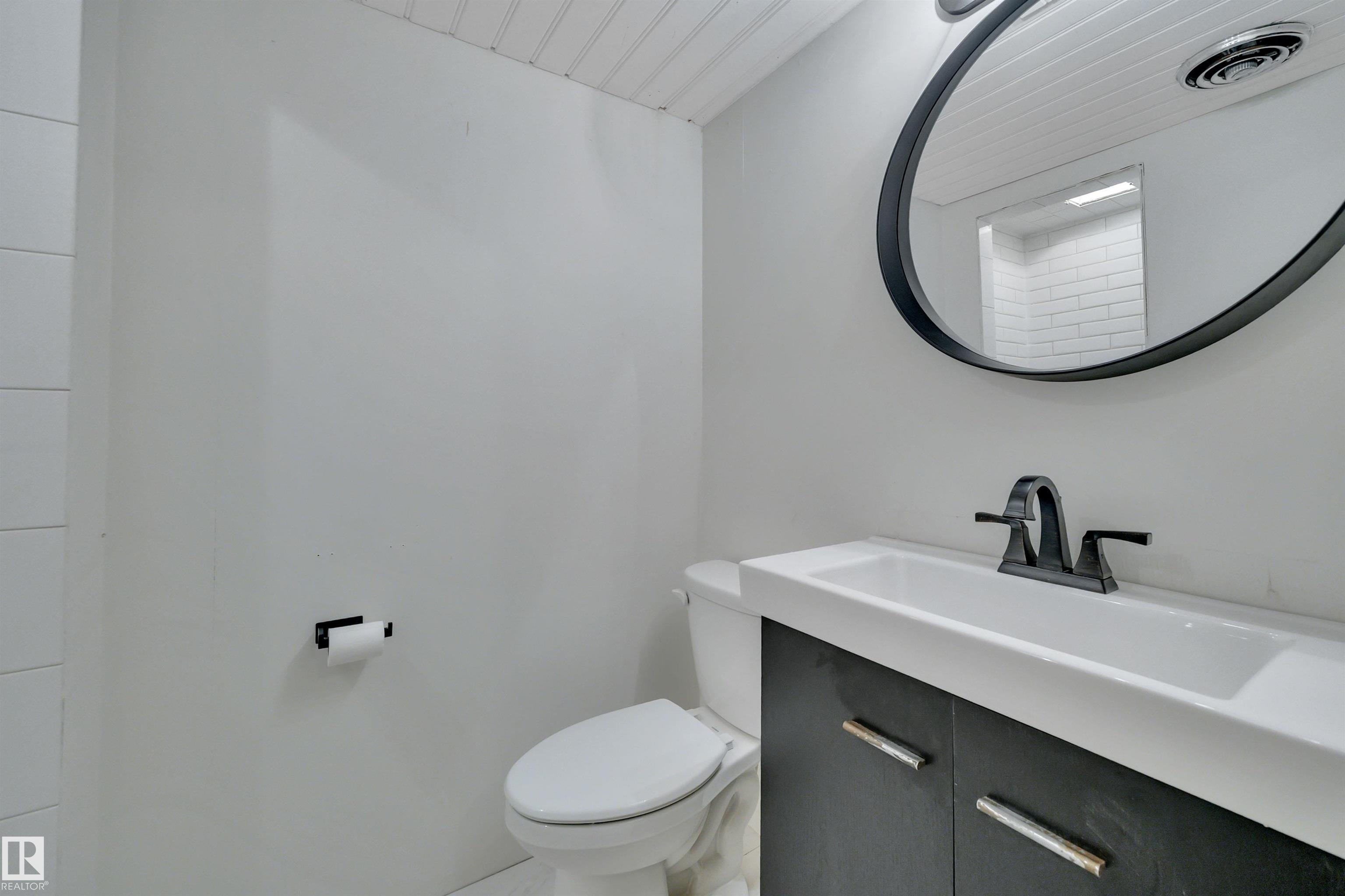 Photo 41 at 6608 84 Street NW, Argyll, Edmonton