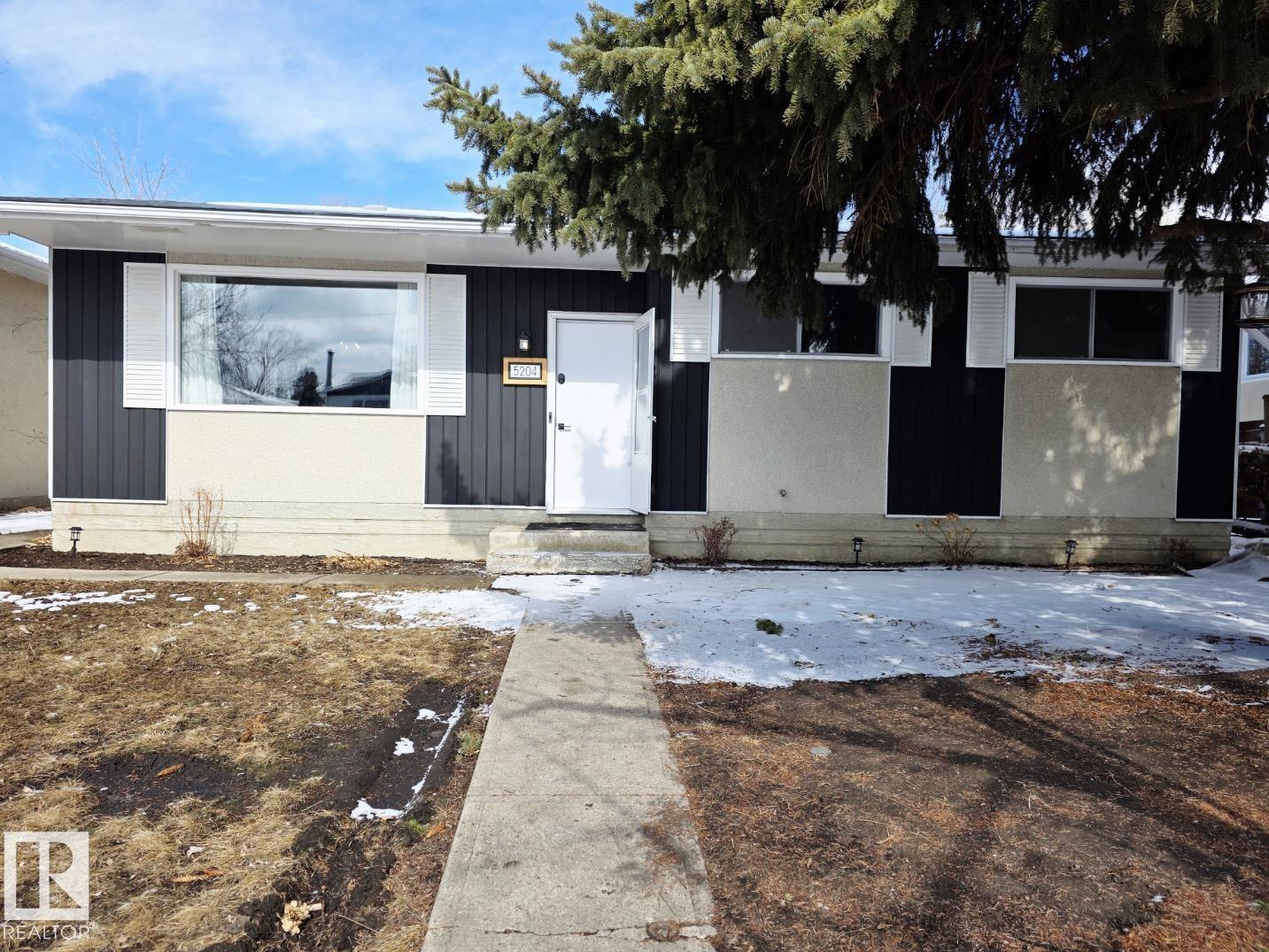 5204 43 Avenue, Linsford Park, Leduc