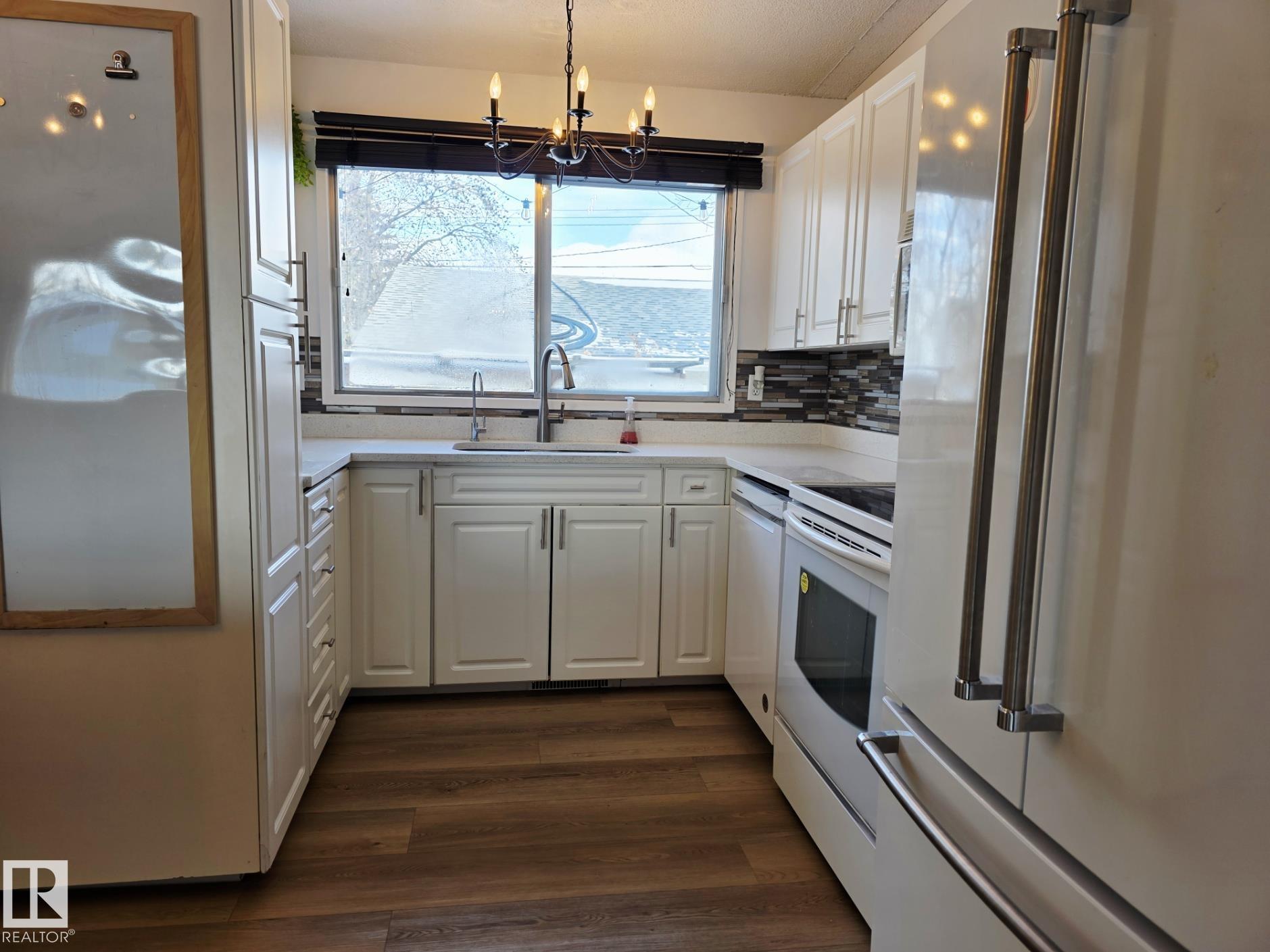 Photo 16 at 5204 43 Avenue, Linsford Park, Leduc