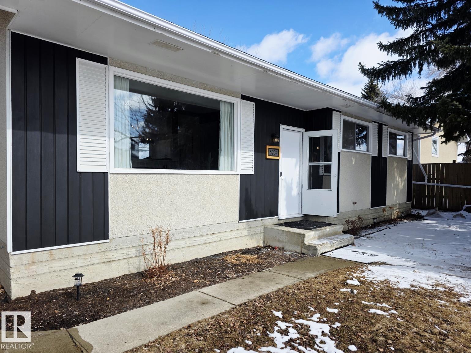5204 43 Avenue, Linsford Park, Leduc
