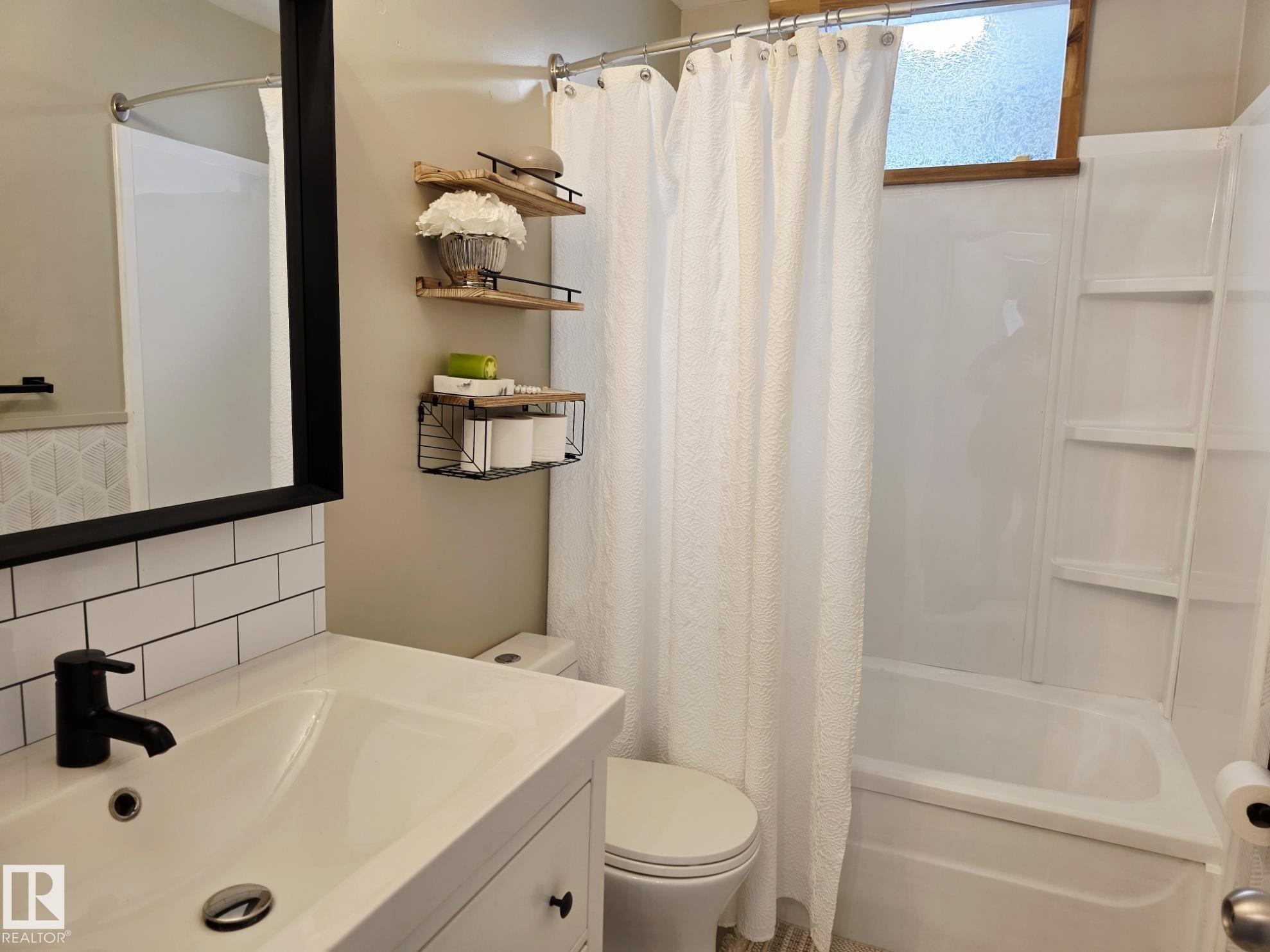 Photo 27 at 5204 43 Avenue, Linsford Park, Leduc