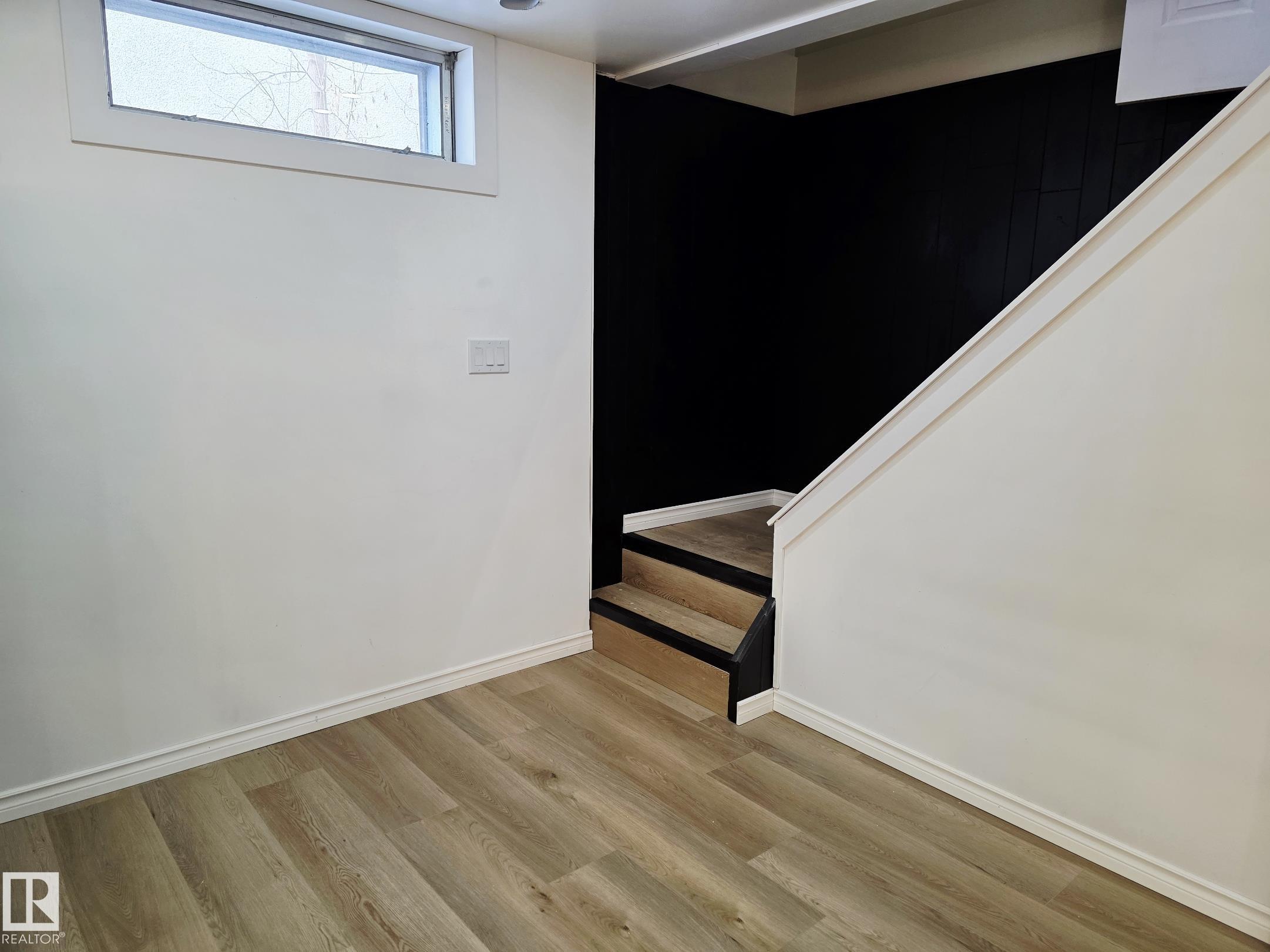 Photo 33 at 5204 43 Avenue, Linsford Park, Leduc