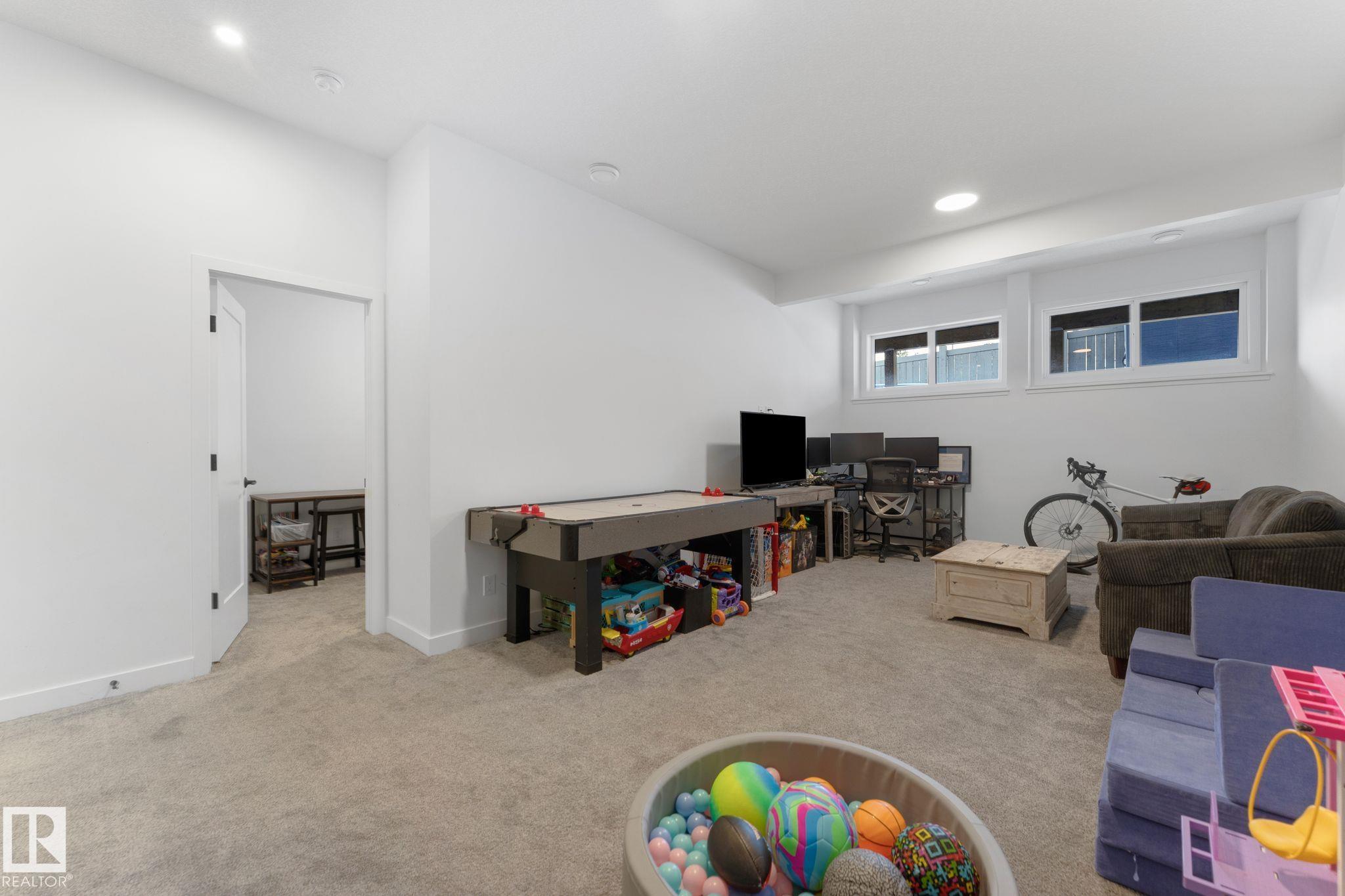 Photo 41 at 71 Nouveau Drive, North Ridge, St. Albert