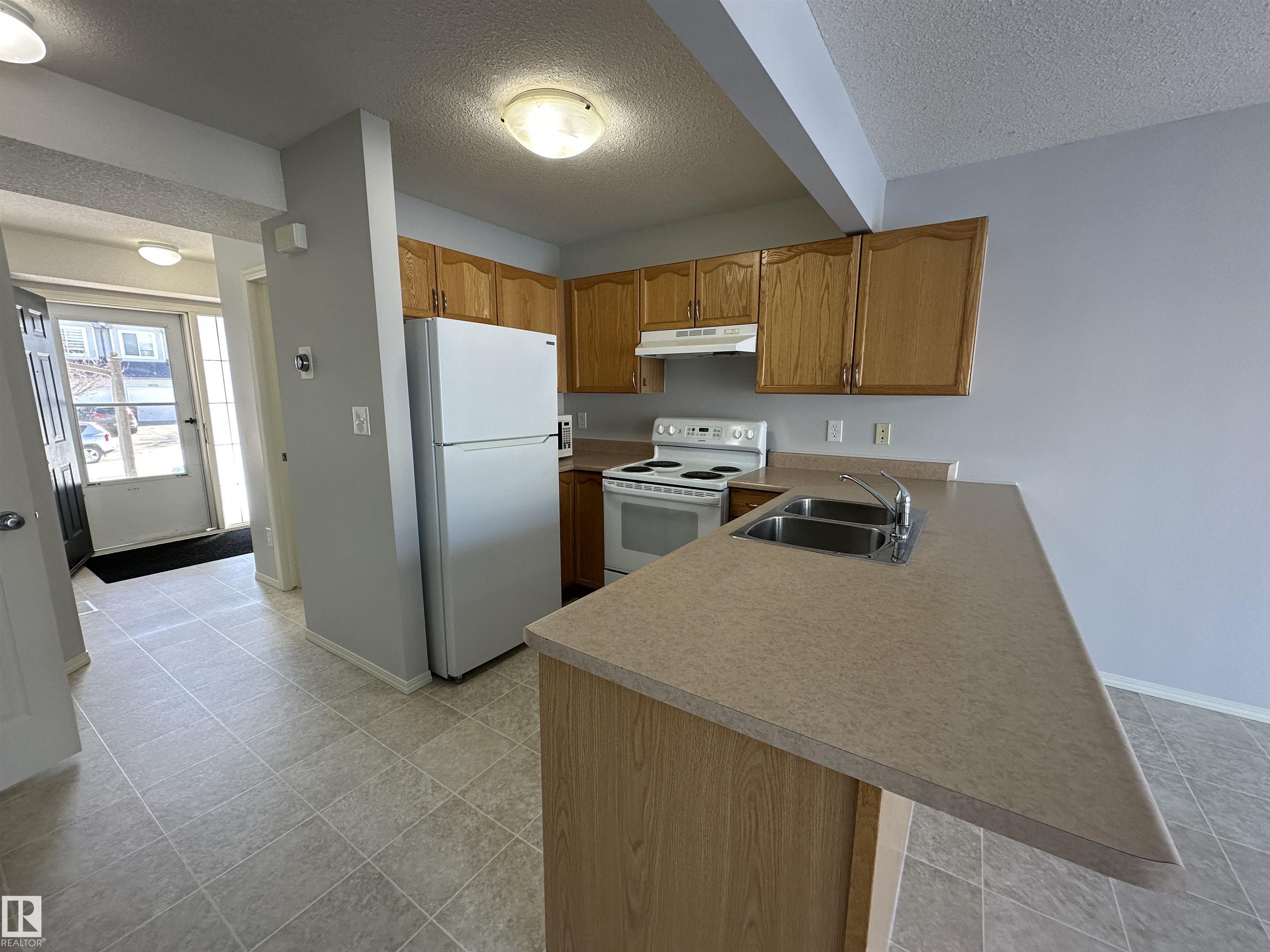 Photo 20 at 16122 131a Street NW, Oxford, Edmonton