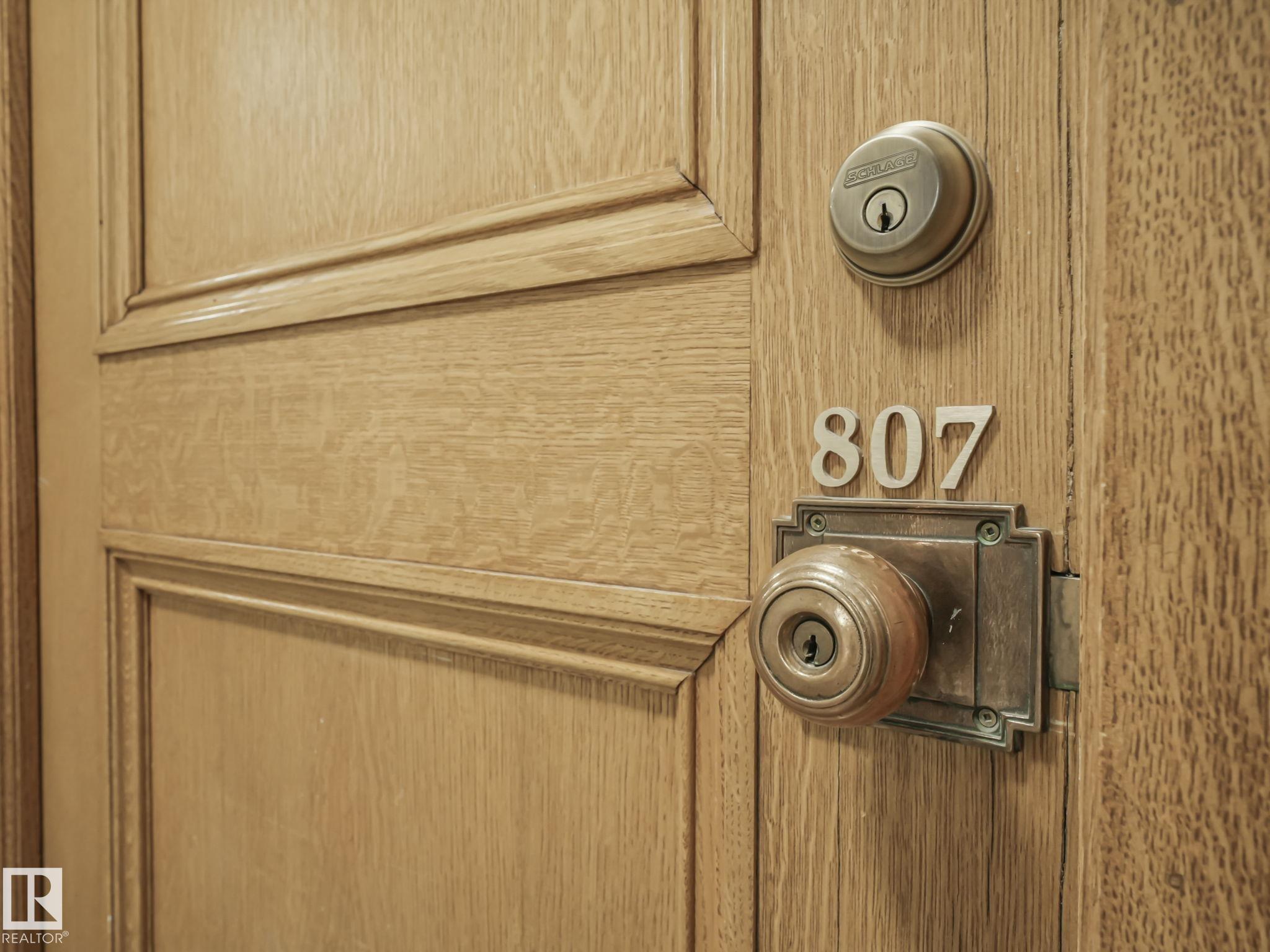 807 - 10134 100 Street NW, Downtown, Edmonton