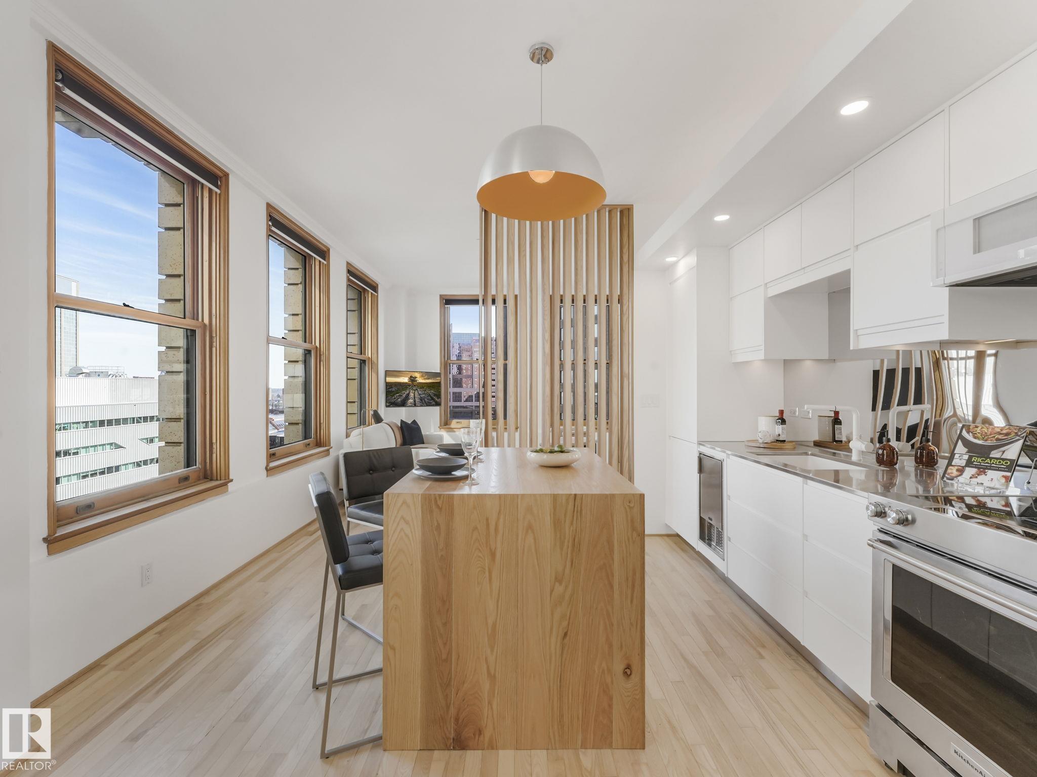 Photo 9 at 807 - 10134 100 Street NW, Downtown, Edmonton