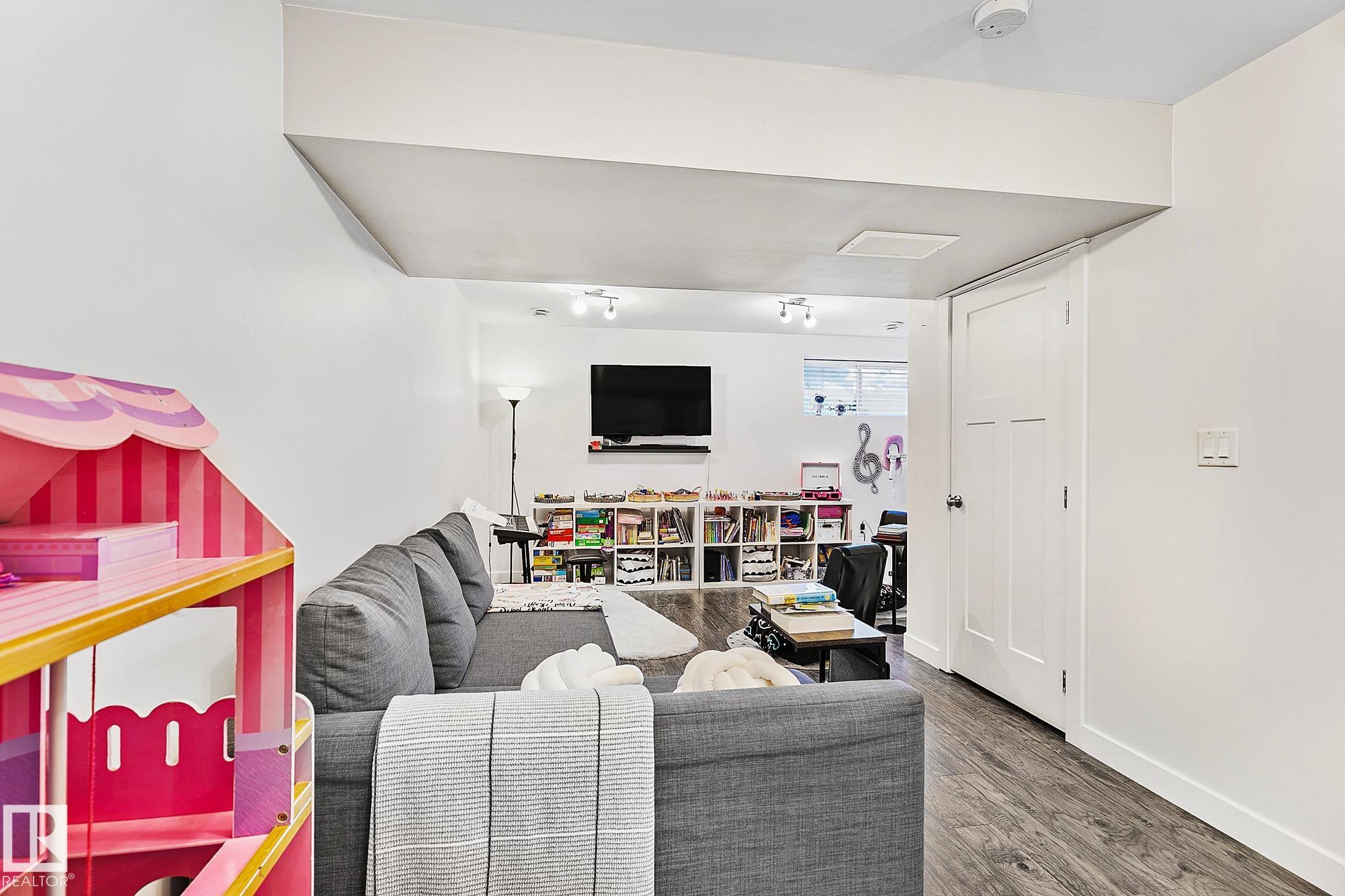 Photo 32 at 17 - 3103 Hilton Drive NW, The Hamptons, Edmonton