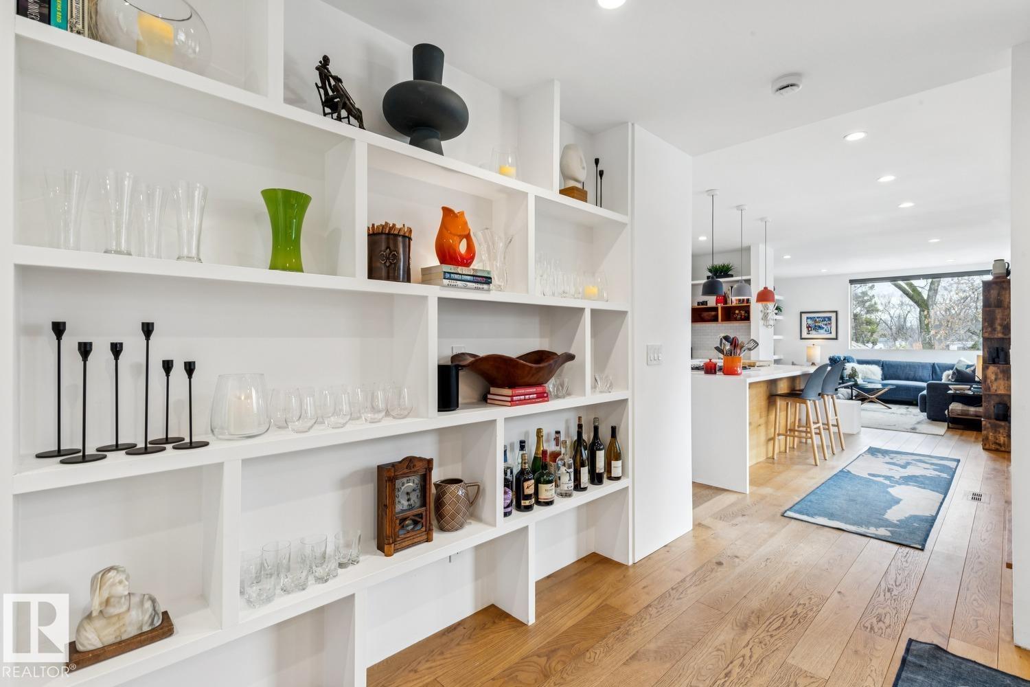 Photo 14 at 10958 80 Avenue NW, Garneau, Edmonton