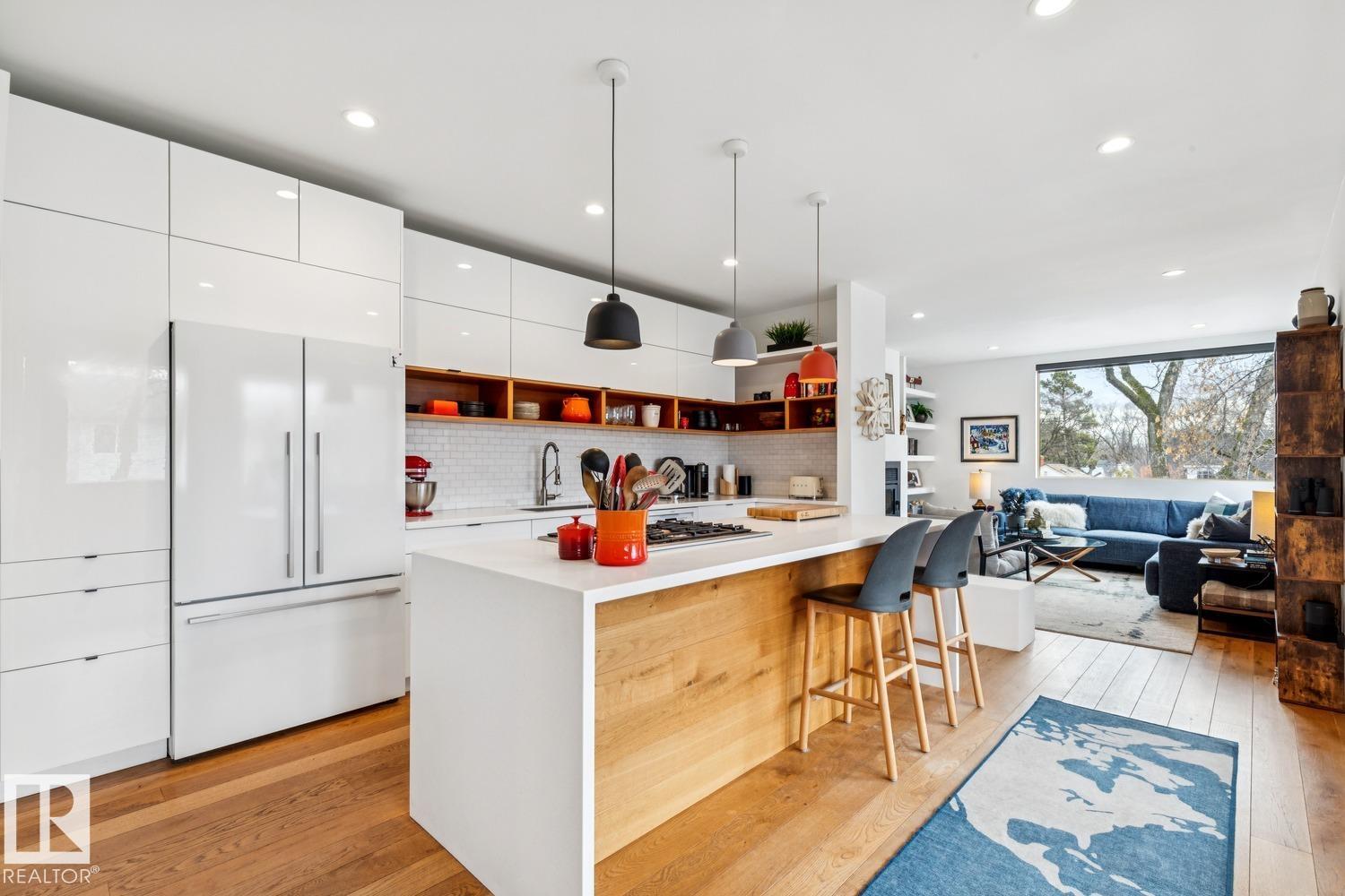 Photo 17 at 10958 80 Avenue NW, Garneau, Edmonton