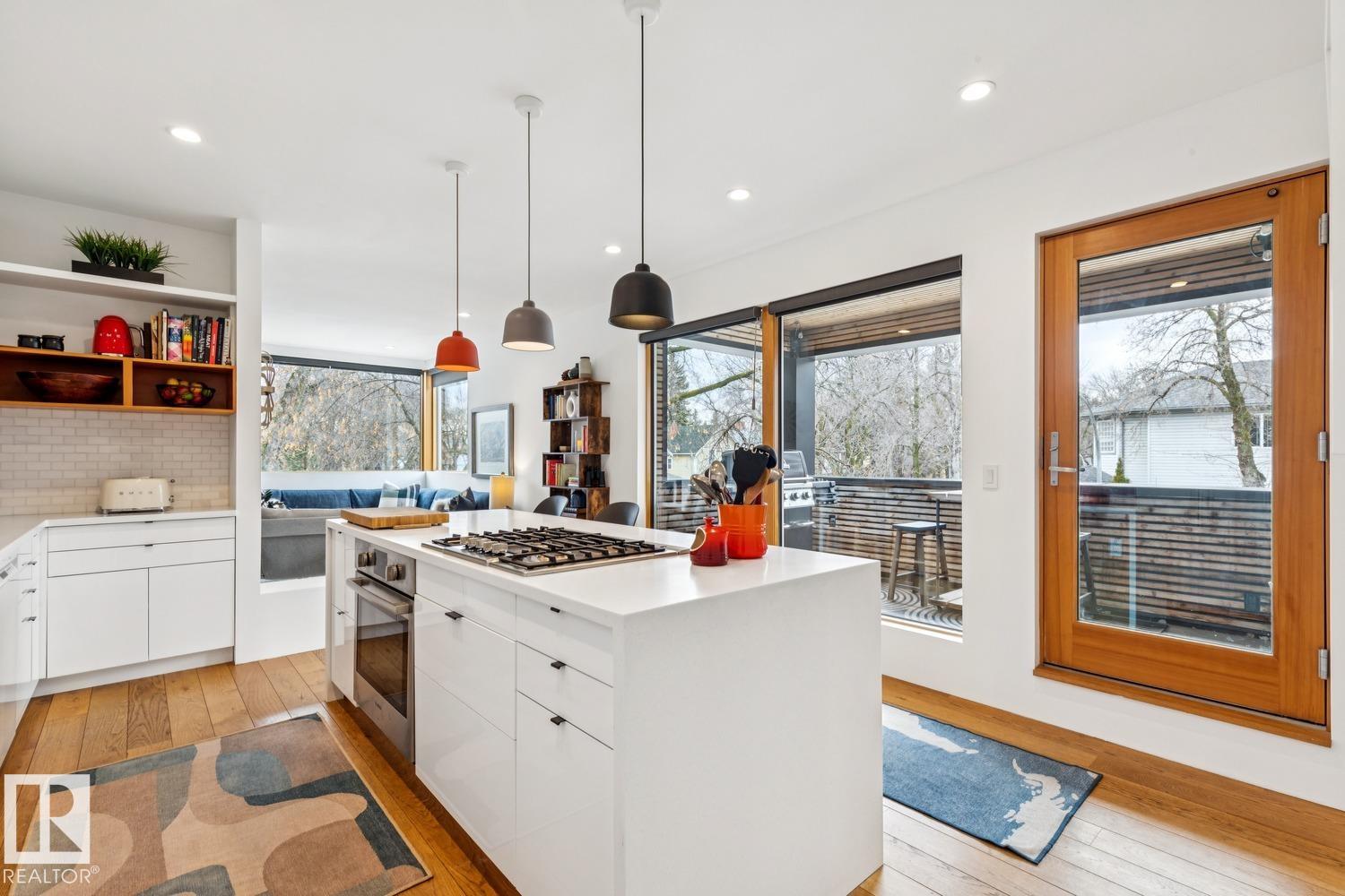 Photo 21 at 10958 80 Avenue NW, Garneau, Edmonton