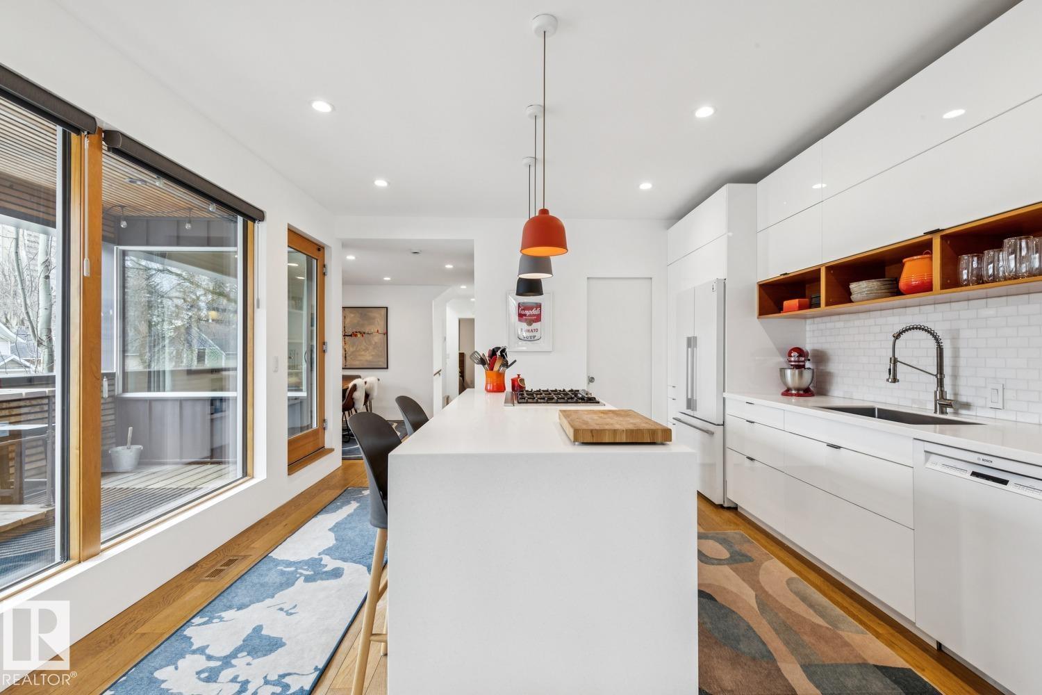 Photo 23 at 10958 80 Avenue NW, Garneau, Edmonton