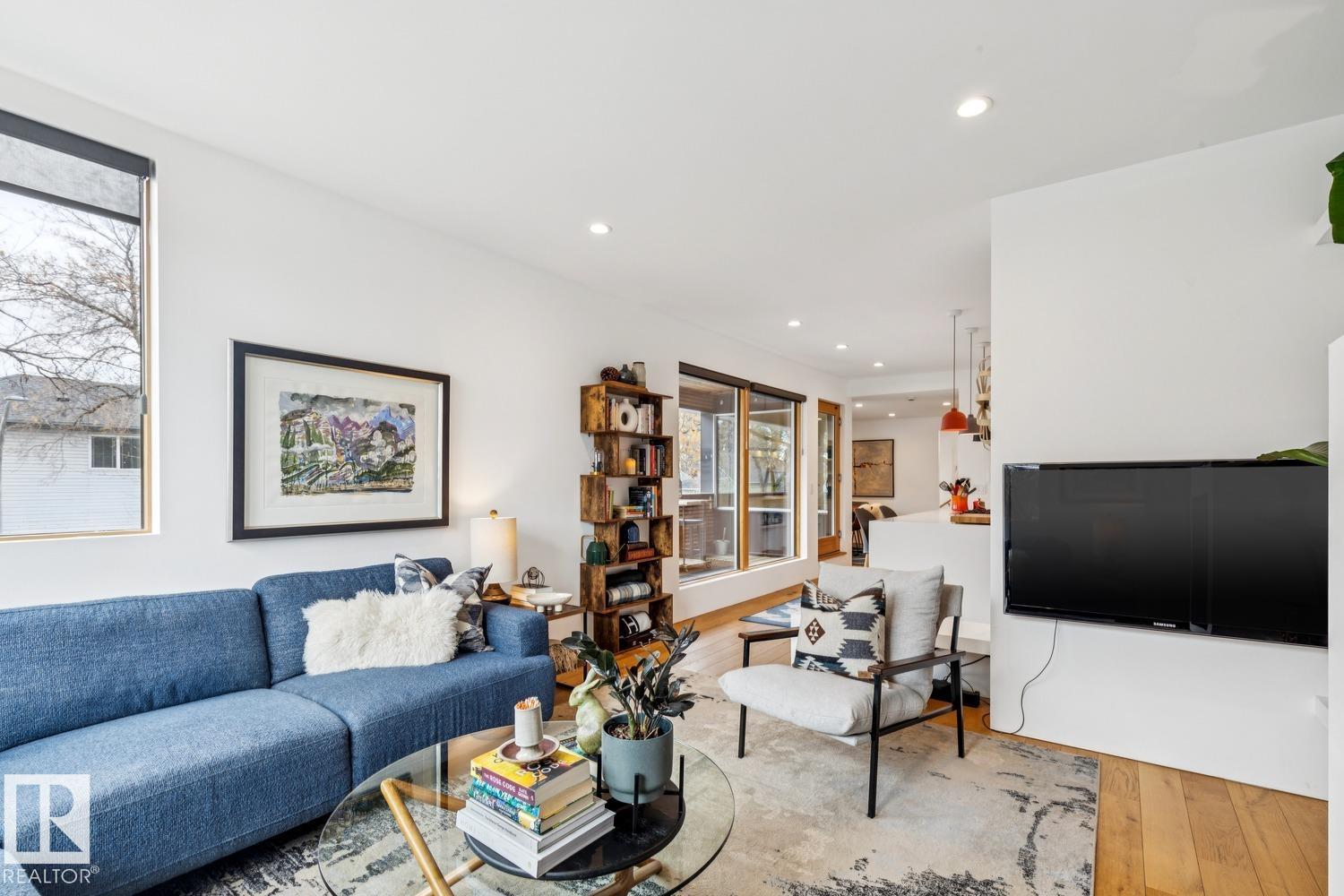 Photo 35 at 10958 80 Avenue NW, Garneau, Edmonton