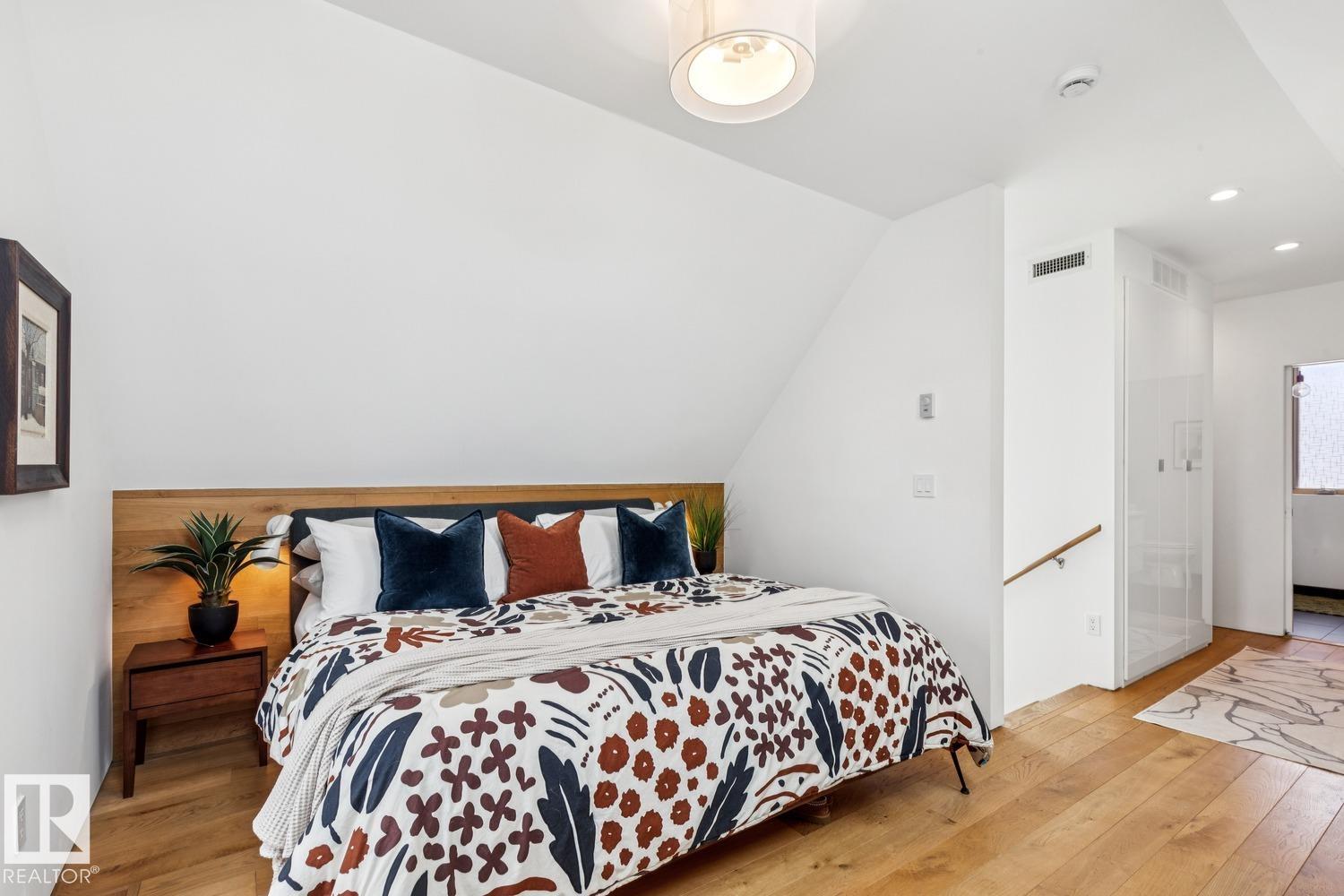 Photo 41 at 10958 80 Avenue NW, Garneau, Edmonton