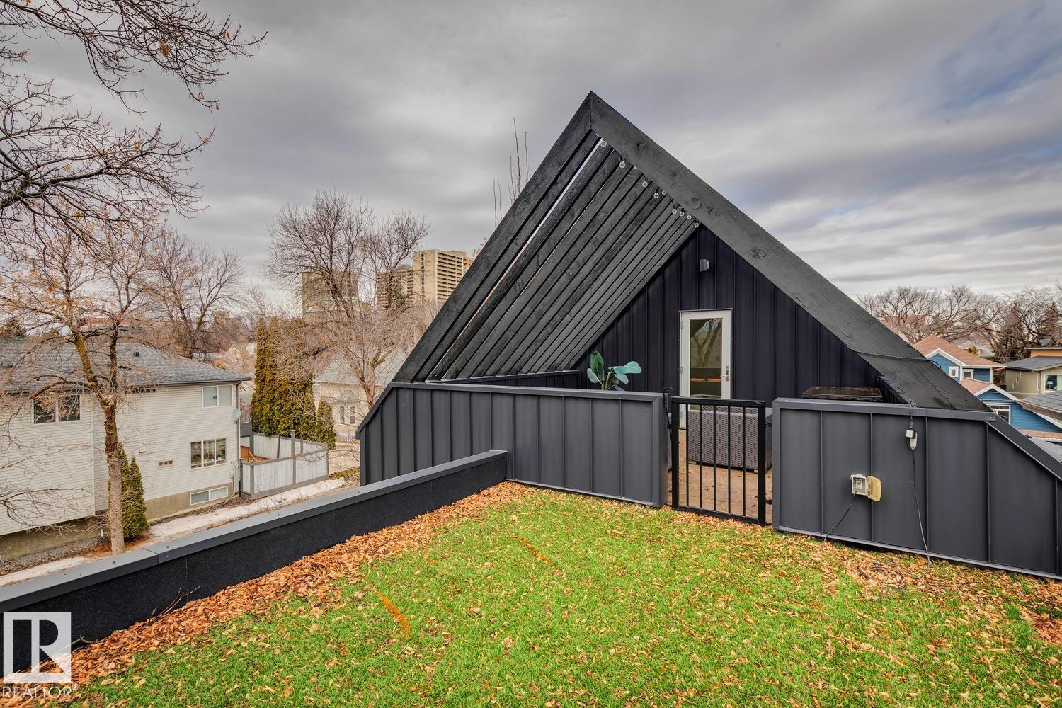 Photo 48 at 10958 80 Avenue NW, Garneau, Edmonton