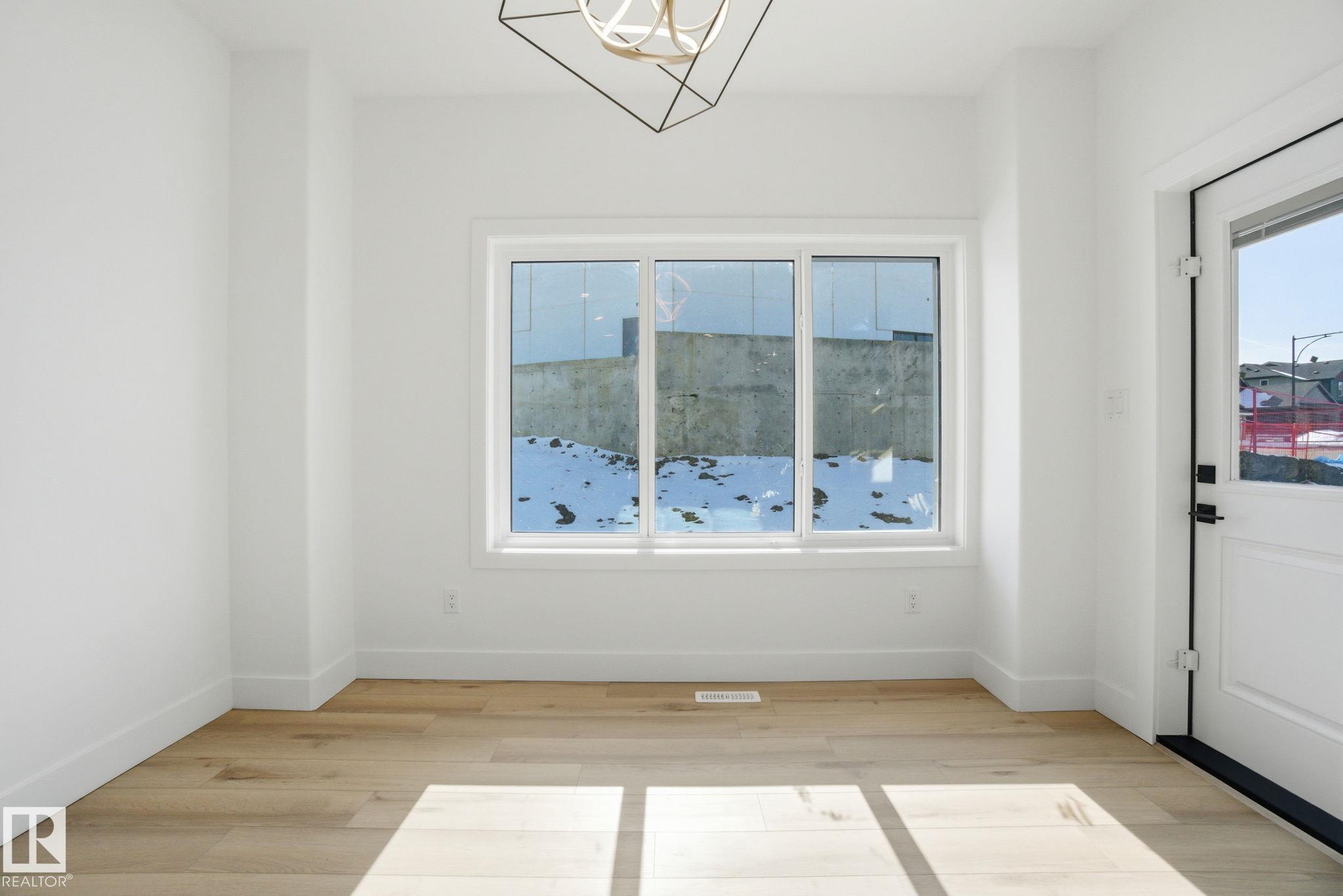 Photo 11 at 1407 Osprey crest NW, Hawks Ridge, Edmonton