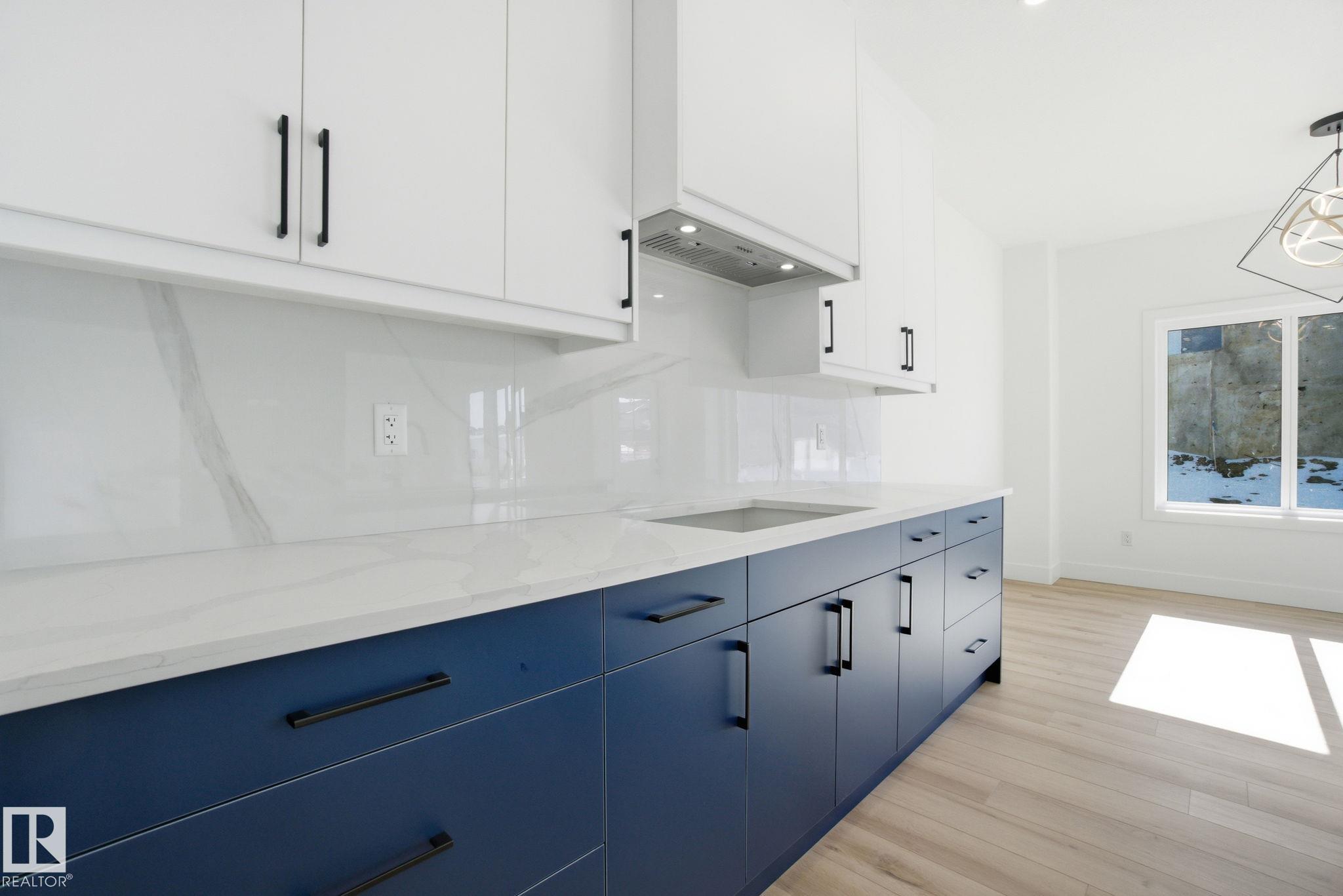 Photo 15 at 1407 Osprey crest NW, Hawks Ridge, Edmonton