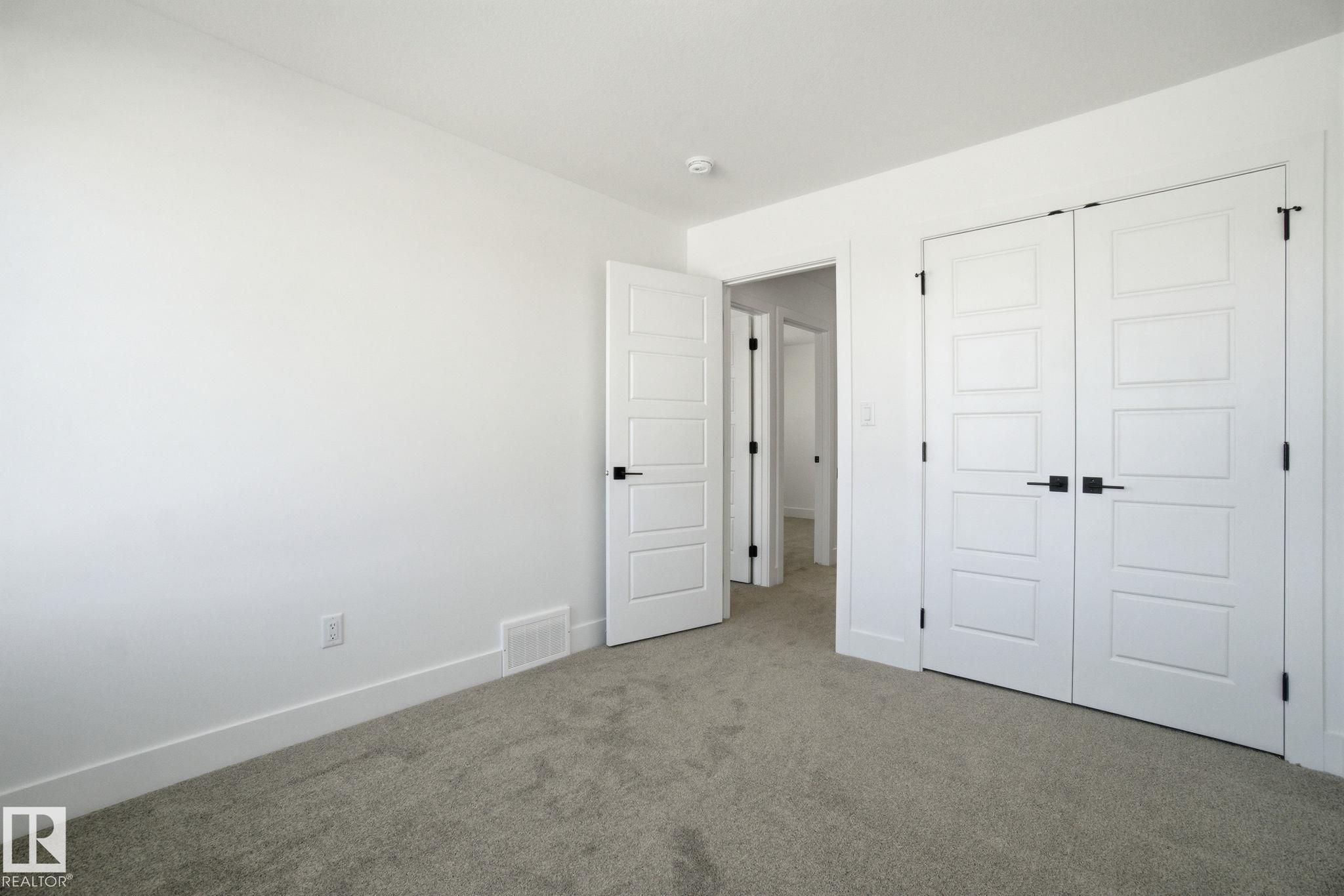 Photo 34 at 1407 Osprey crest NW, Hawks Ridge, Edmonton