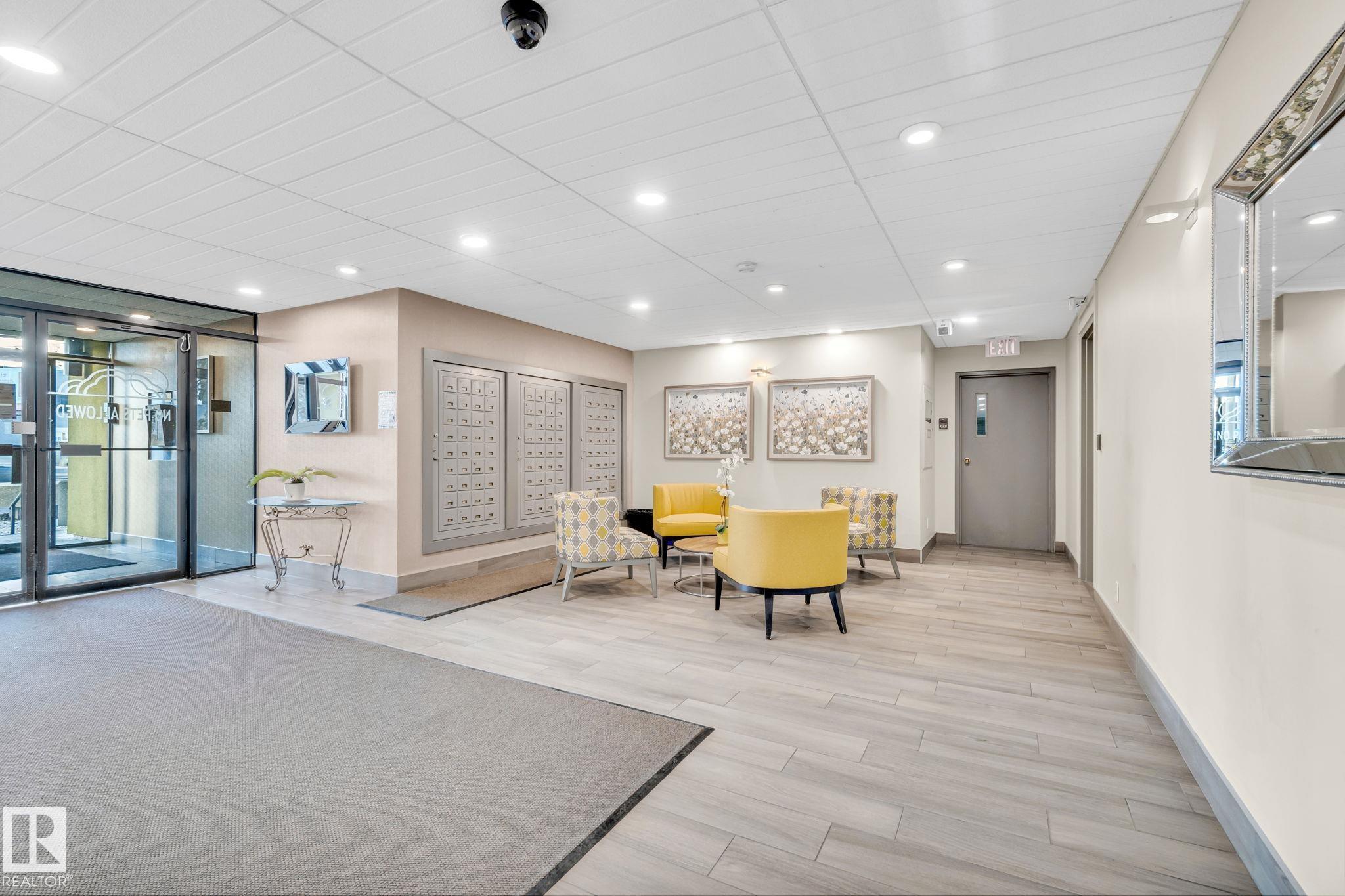 1401 - 12121 Jasper Avenue NW, Wîhkwêntôwin, Edmonton