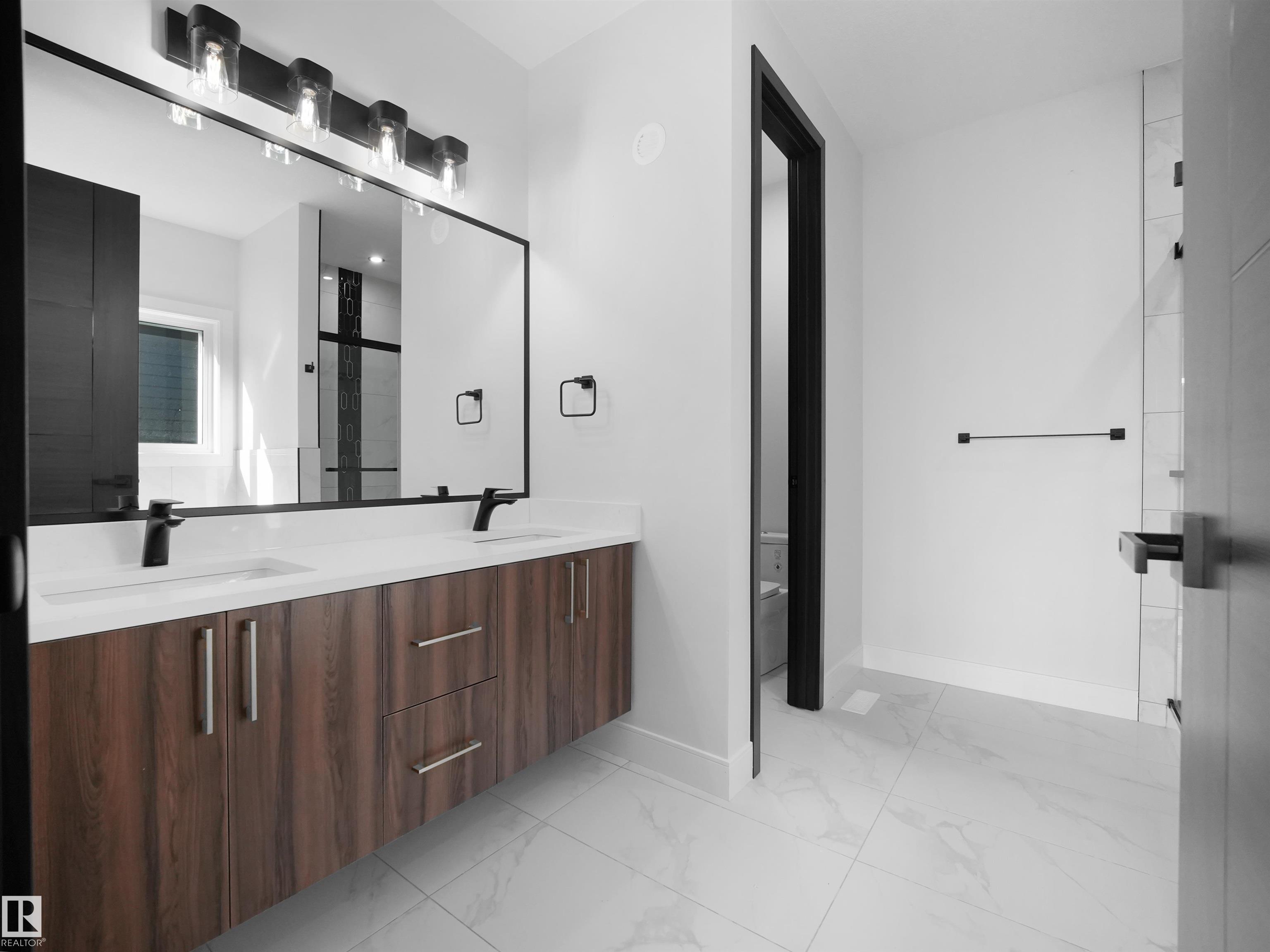 Photo 37 at 9312 183 Avenue NW, Klarvatten, Edmonton