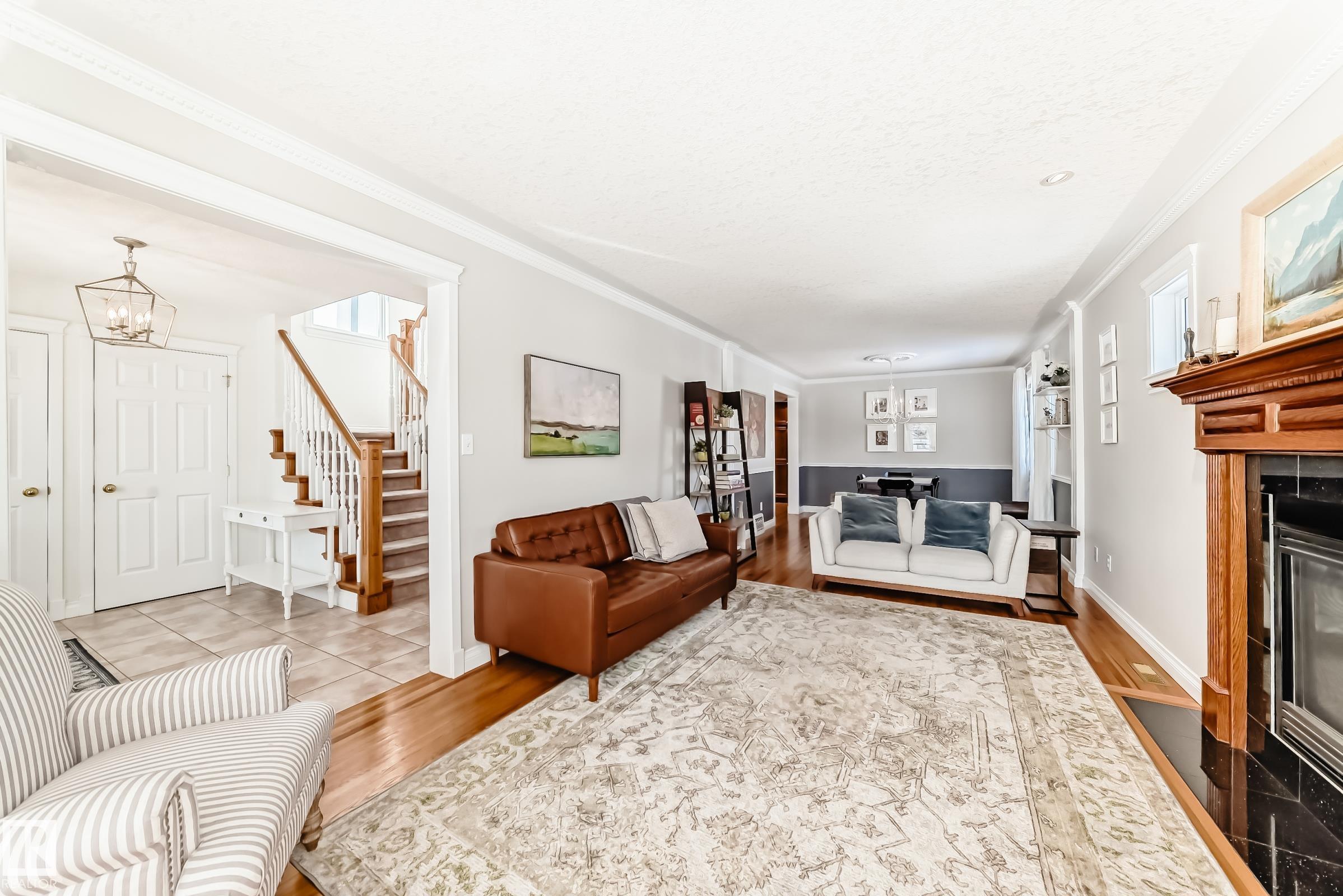 Photo 11 at 10812 128 Street NW, Westmount, Edmonton