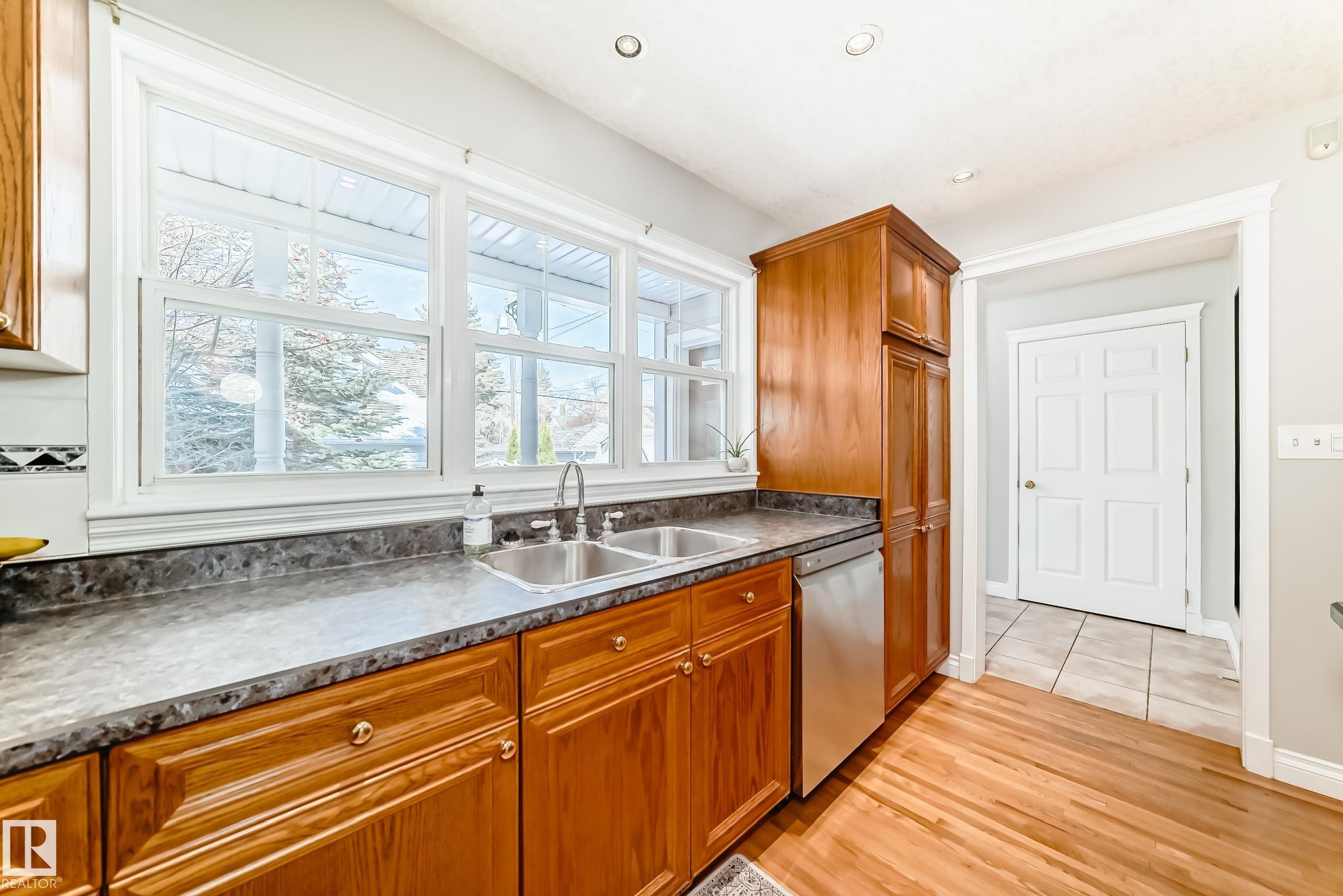 Photo 21 at 10812 128 Street NW, Westmount, Edmonton