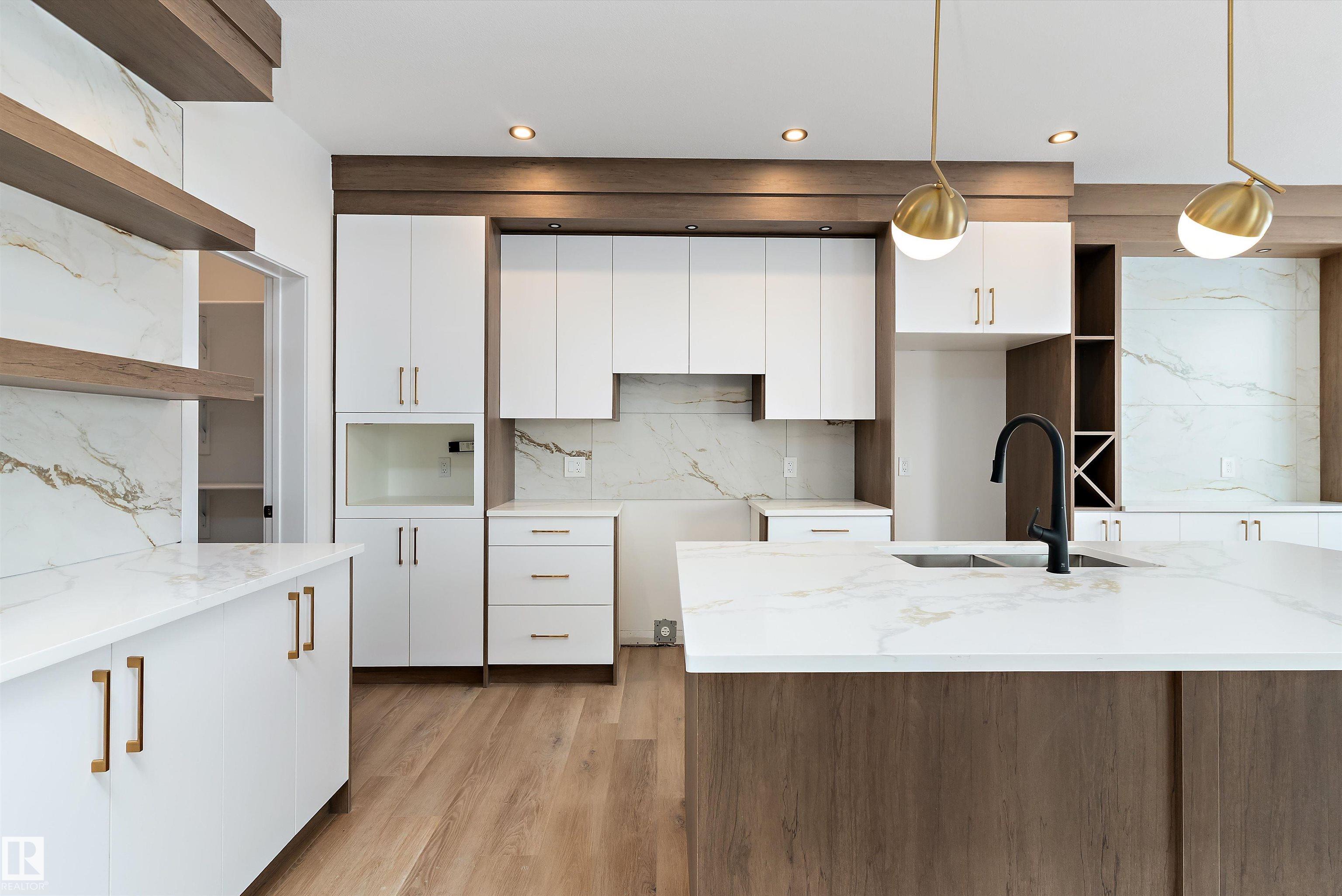 Photo 17 at 48 Meadowgrove Landing Crescent, McLaughlin, Spruce Grove