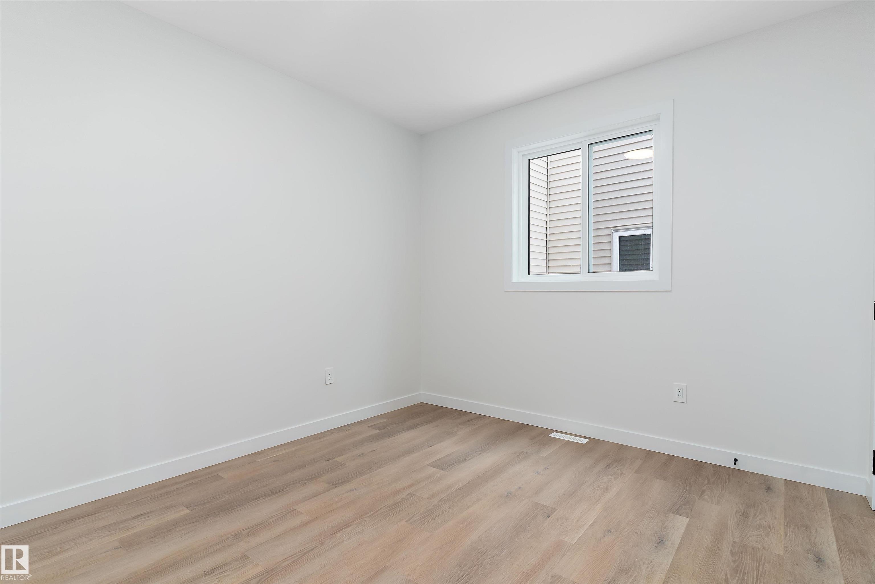 Photo 21 at 48 Meadowgrove Landing Crescent, McLaughlin, Spruce Grove