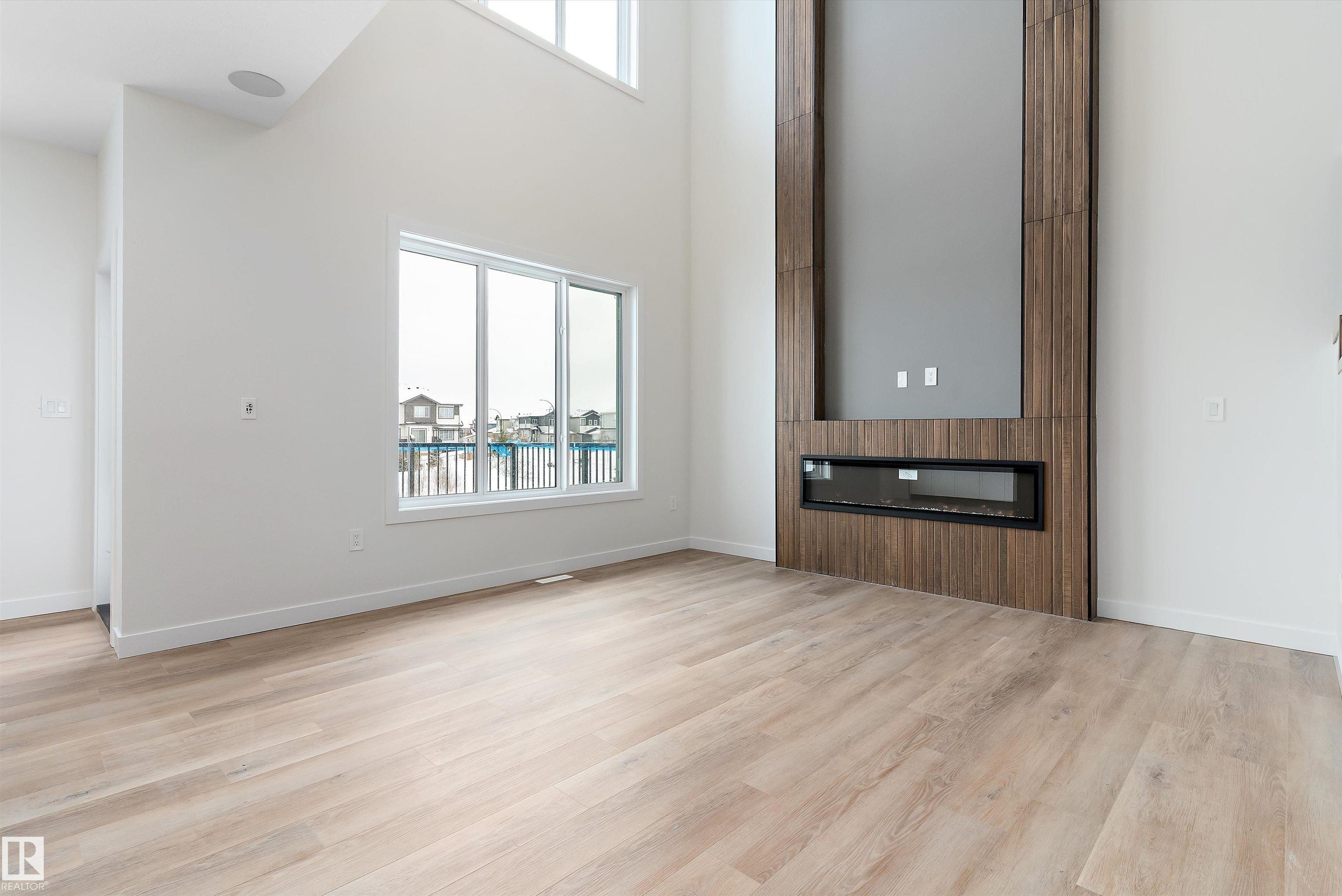 Photo 6 at 48 Meadowgrove Landing Crescent, McLaughlin, Spruce Grove